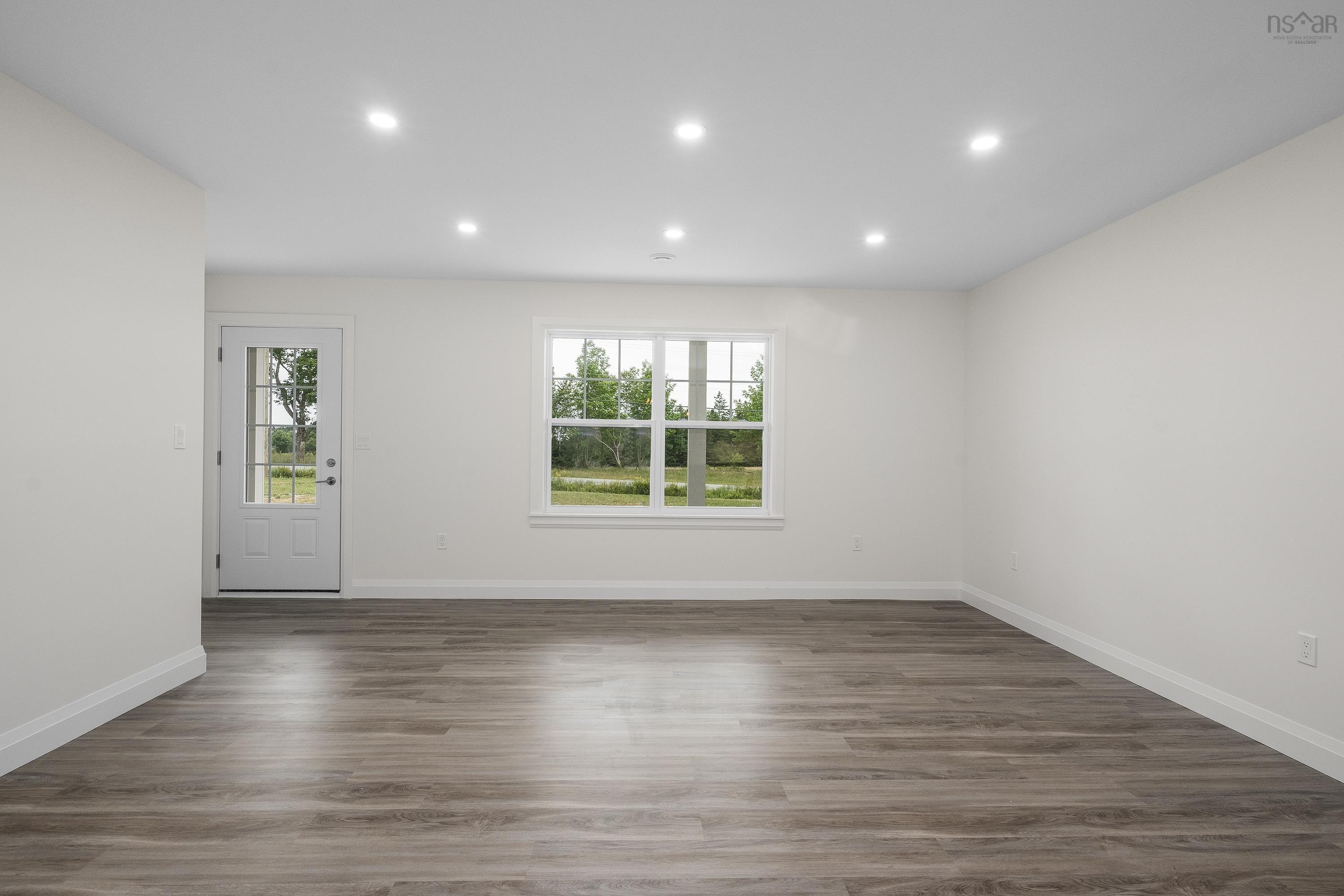 $450,000.00: 3045 Northfield Road, Upper Northfield