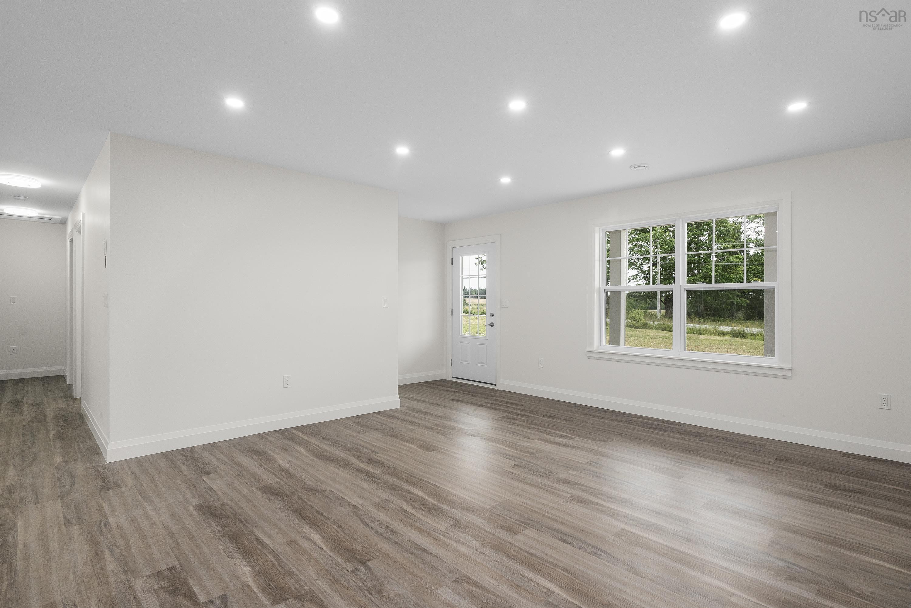 $450,000.00: 3045 Northfield Road, Upper Northfield