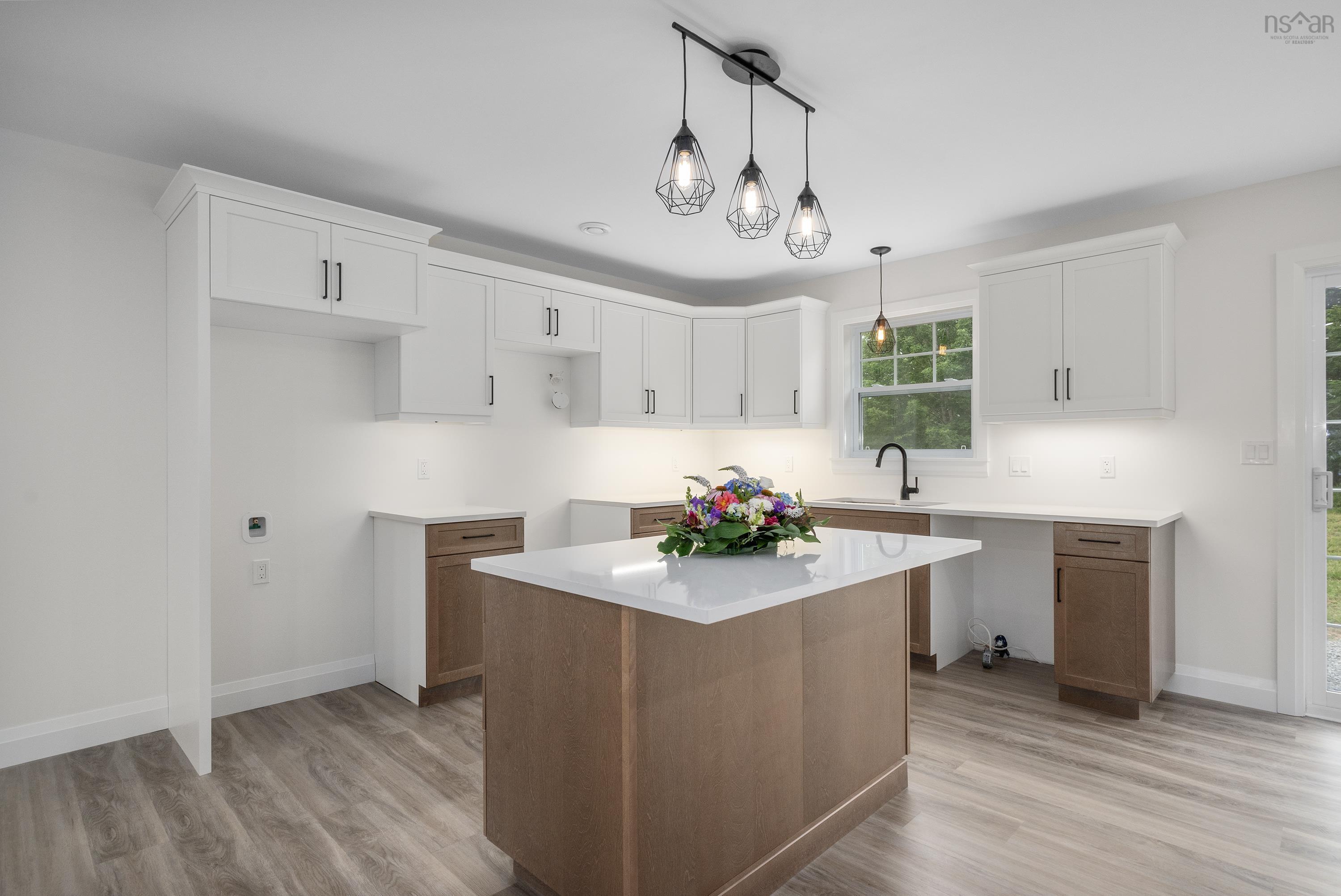 $450,000.00: 3045 Northfield Road, Upper Northfield