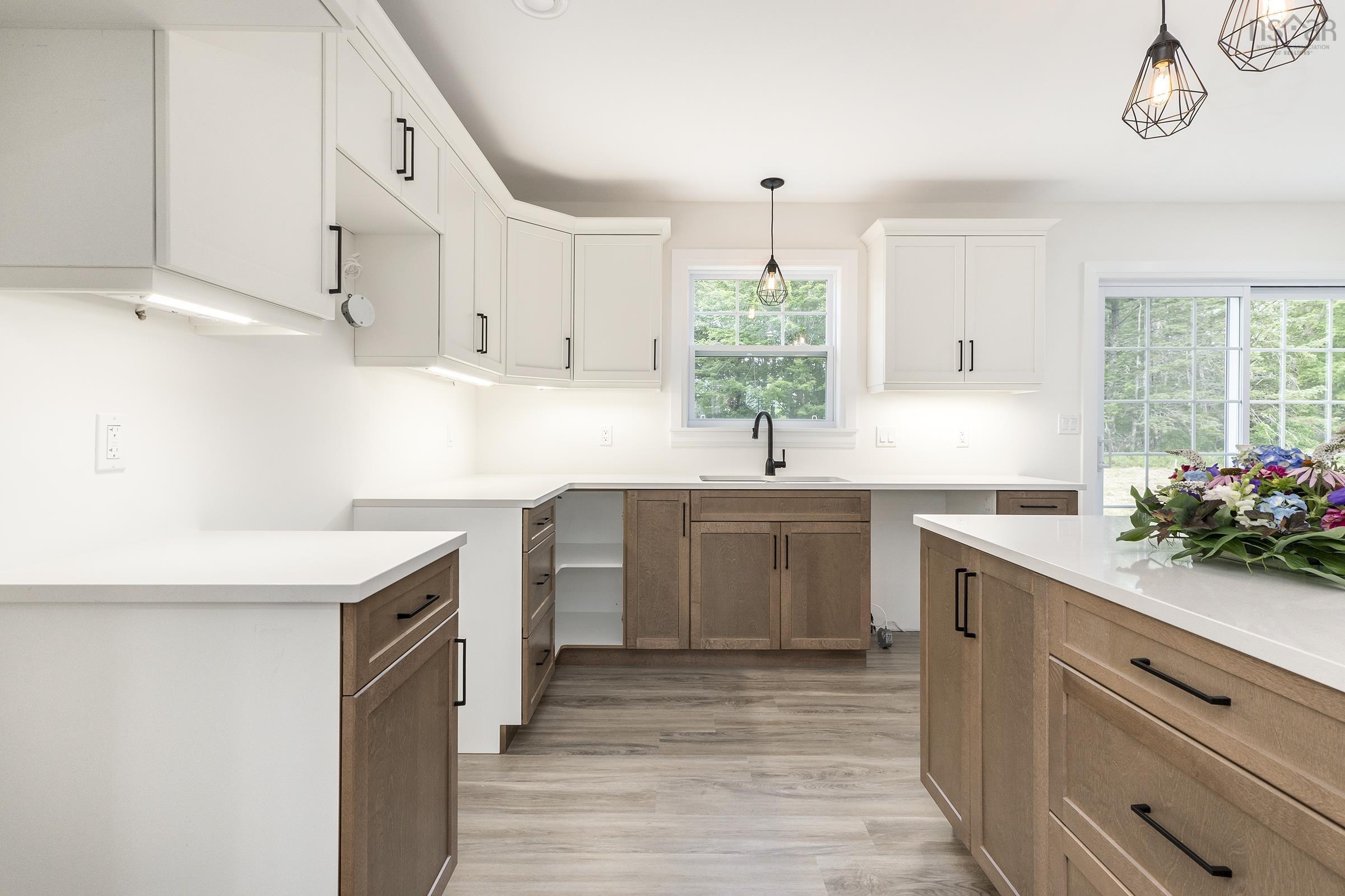 $450,000.00: 3045 Northfield Road, Upper Northfield