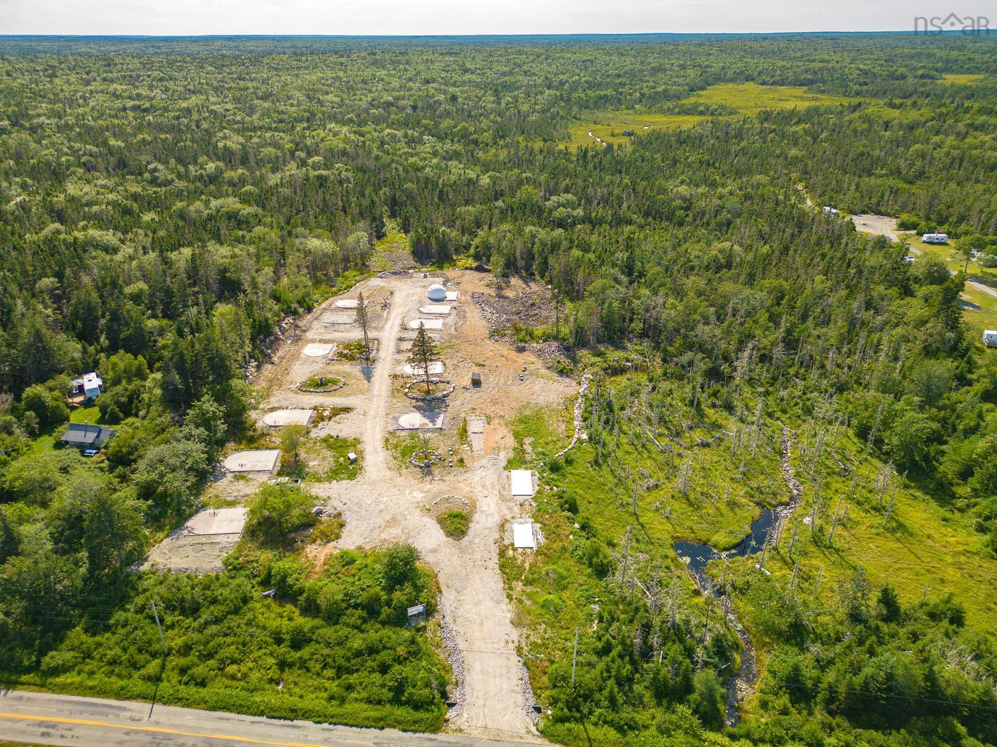 $195,000.00: 1694 West Sable Road, Louis Head