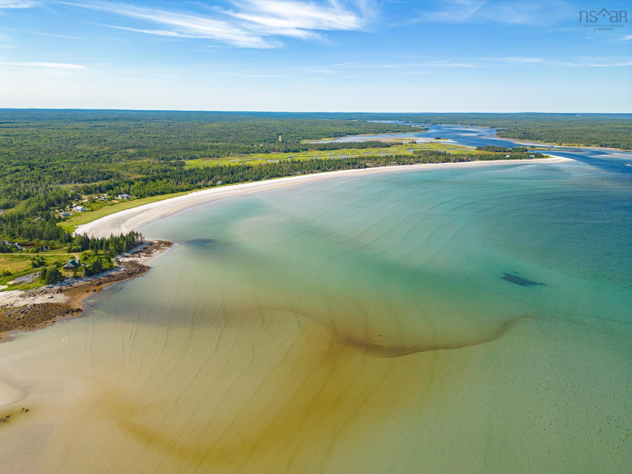 $195,000.00: 1694 West Sable Road, Louis Head