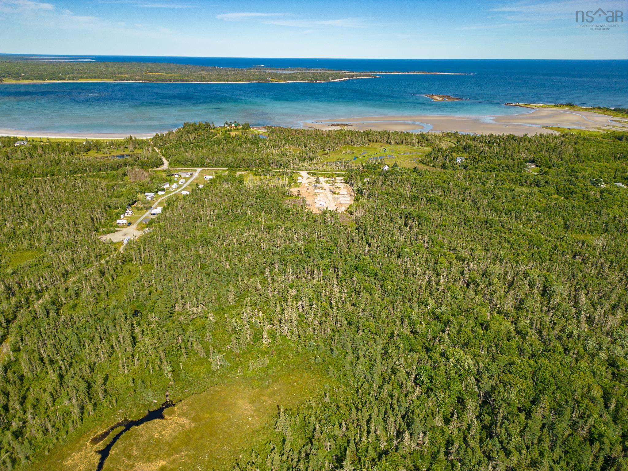 $195,000.00: 1694 West Sable Road, Louis Head