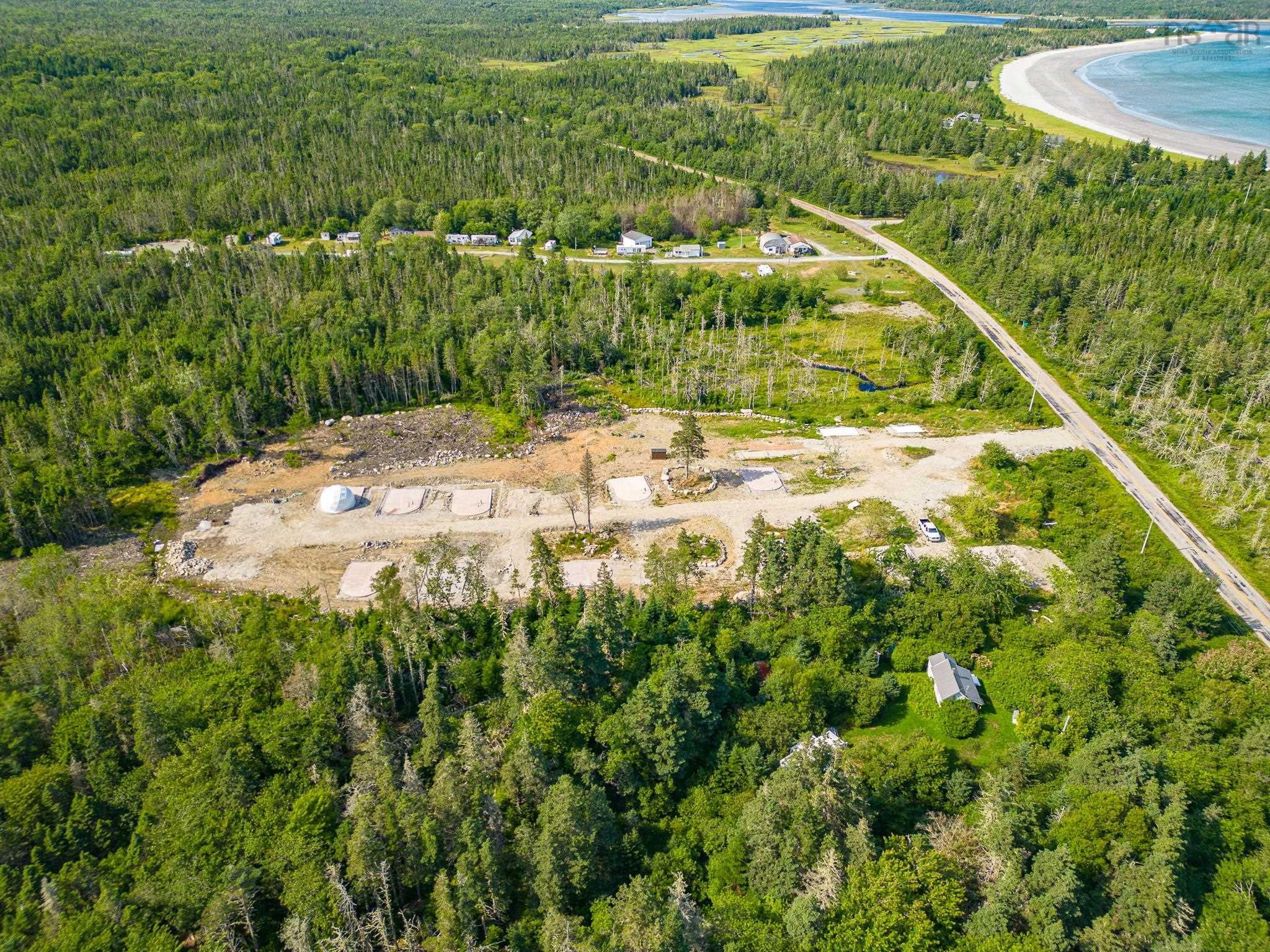 $195,000.00: 1694 West Sable Road, Louis Head