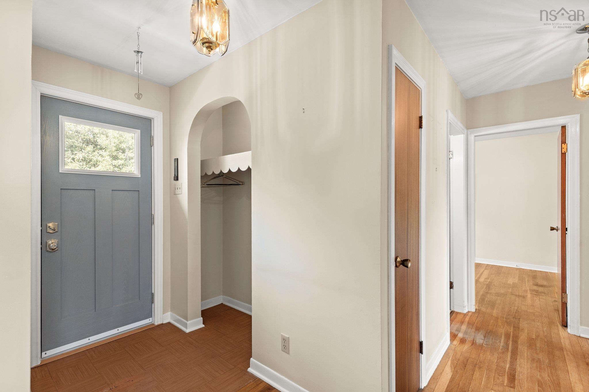 $699,999.00: 1396 Hammonds Plains Road, Hammonds Plains