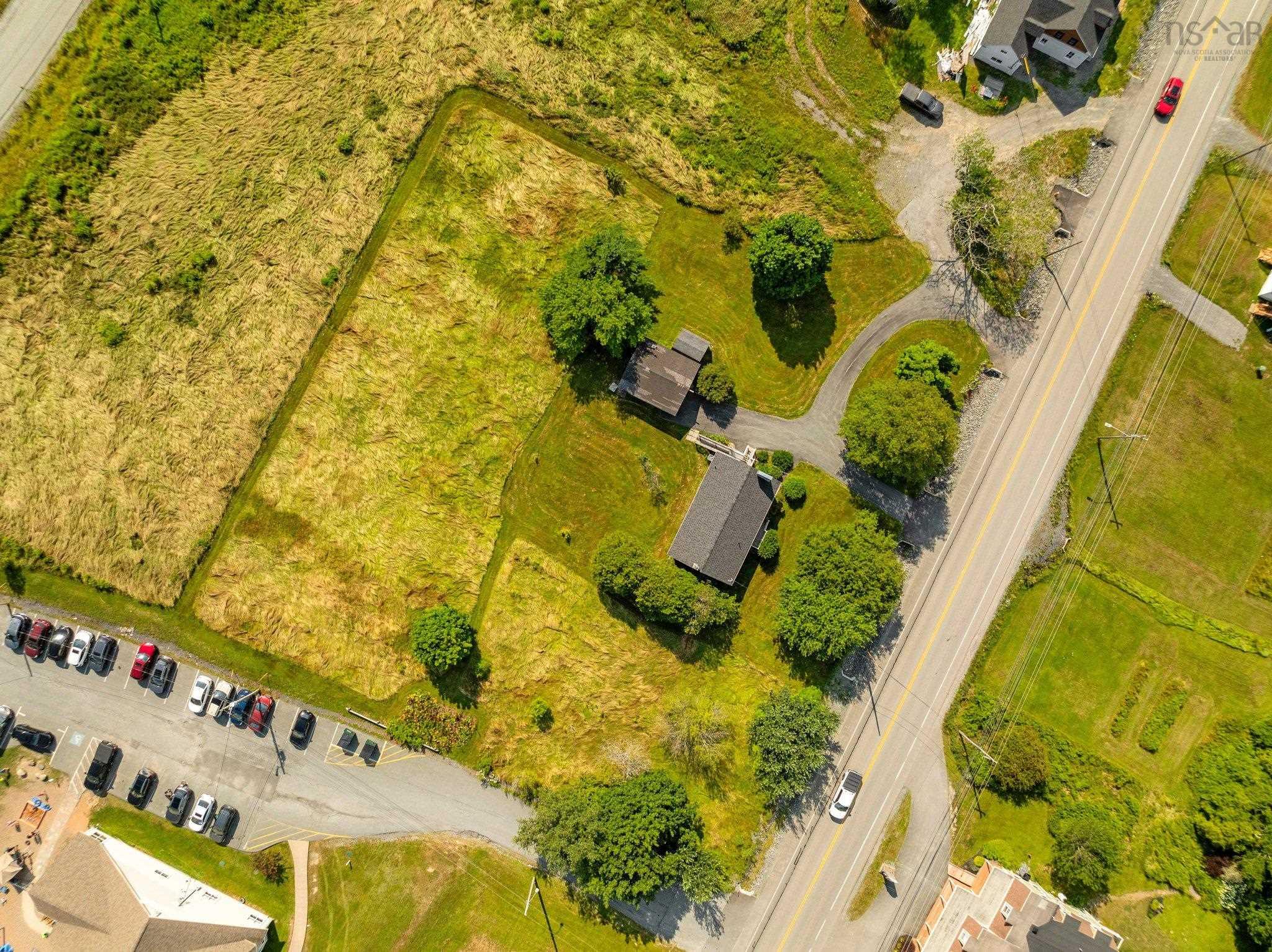 $699,999.00: 1396 Hammonds Plains Road, Hammonds Plains