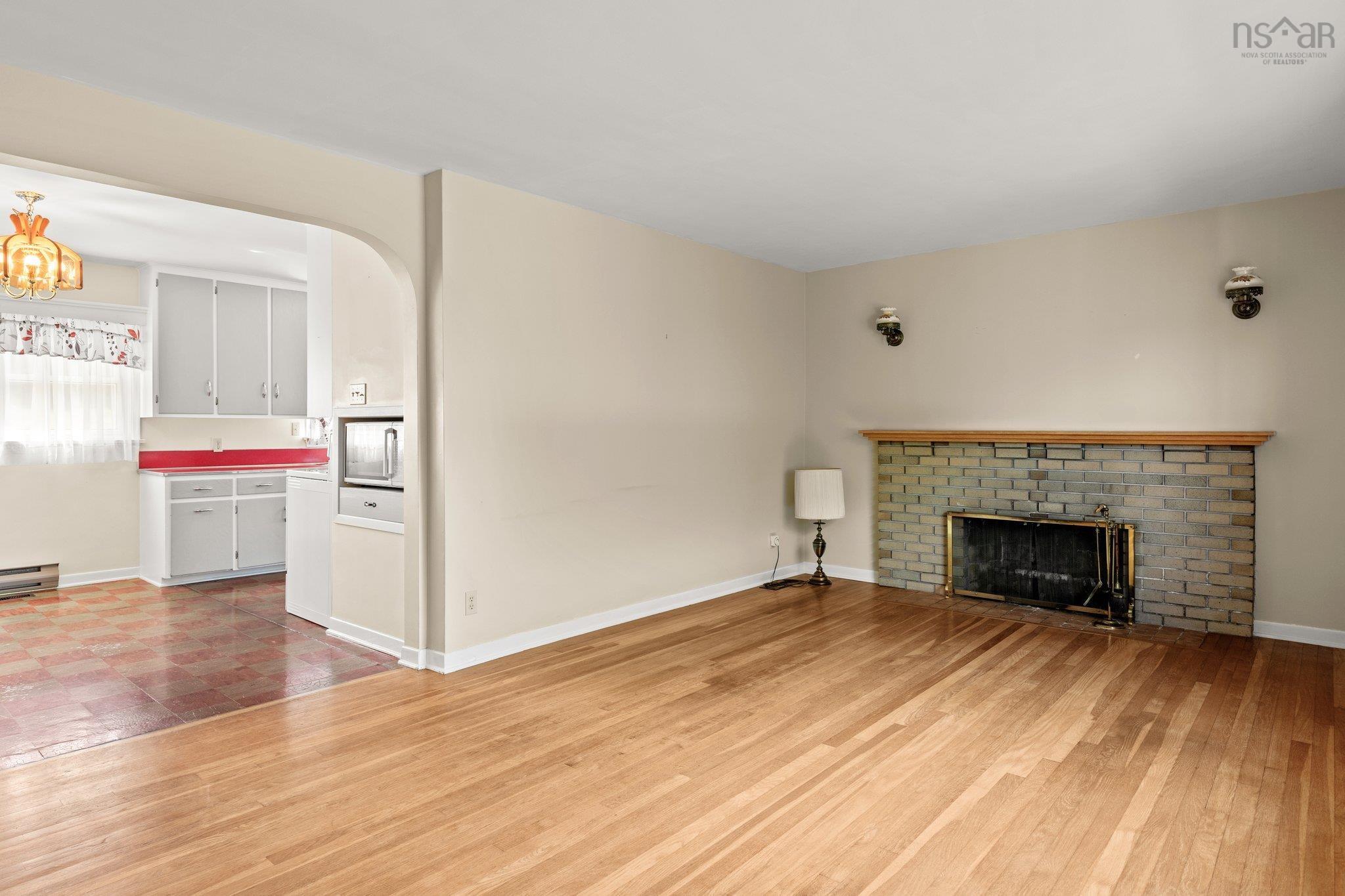 $699,999.00: 1396 Hammonds Plains Road, Hammonds Plains