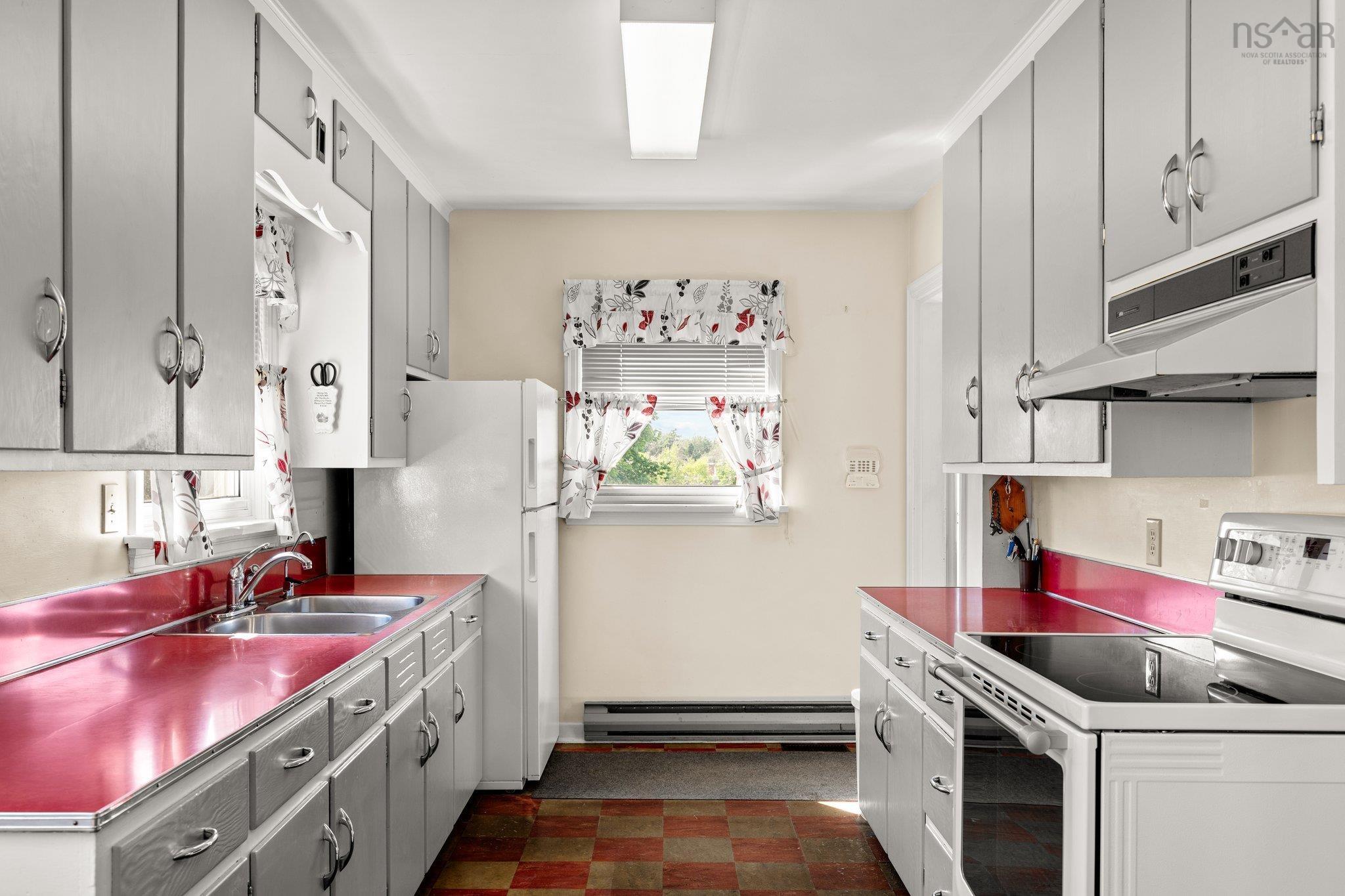 $699,999.00: Lot B-X No 213 Highway Hammonds Plains Road, Hammonds Plains