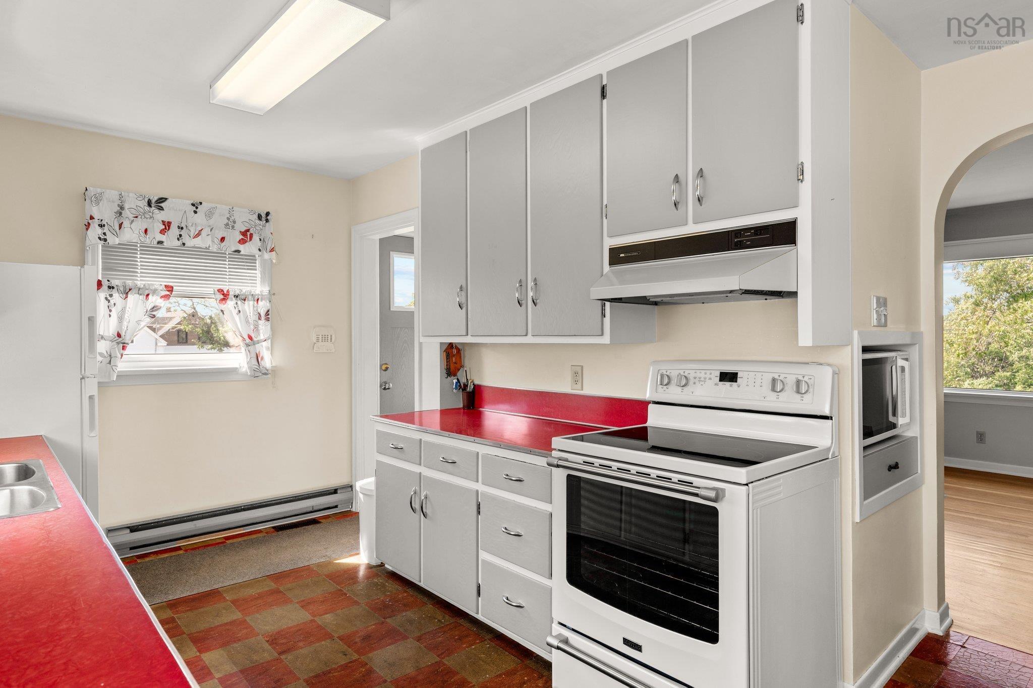 $699,999.00: Lot B-X No 213 Highway Hammonds Plains Road, Hammonds Plains