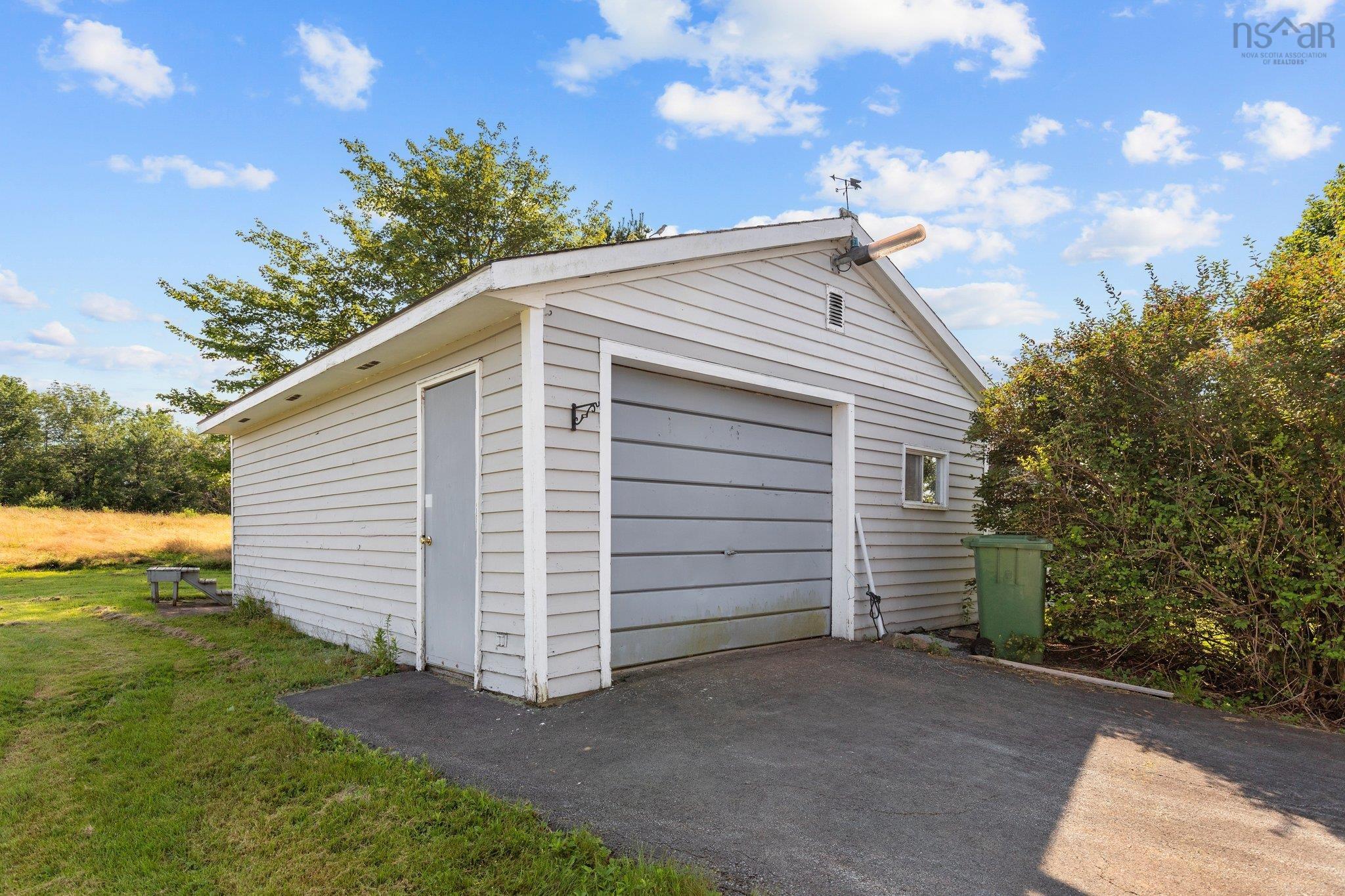 $699,999.00: Lot B-X No 213 Highway Hammonds Plains Road, Hammonds Plains