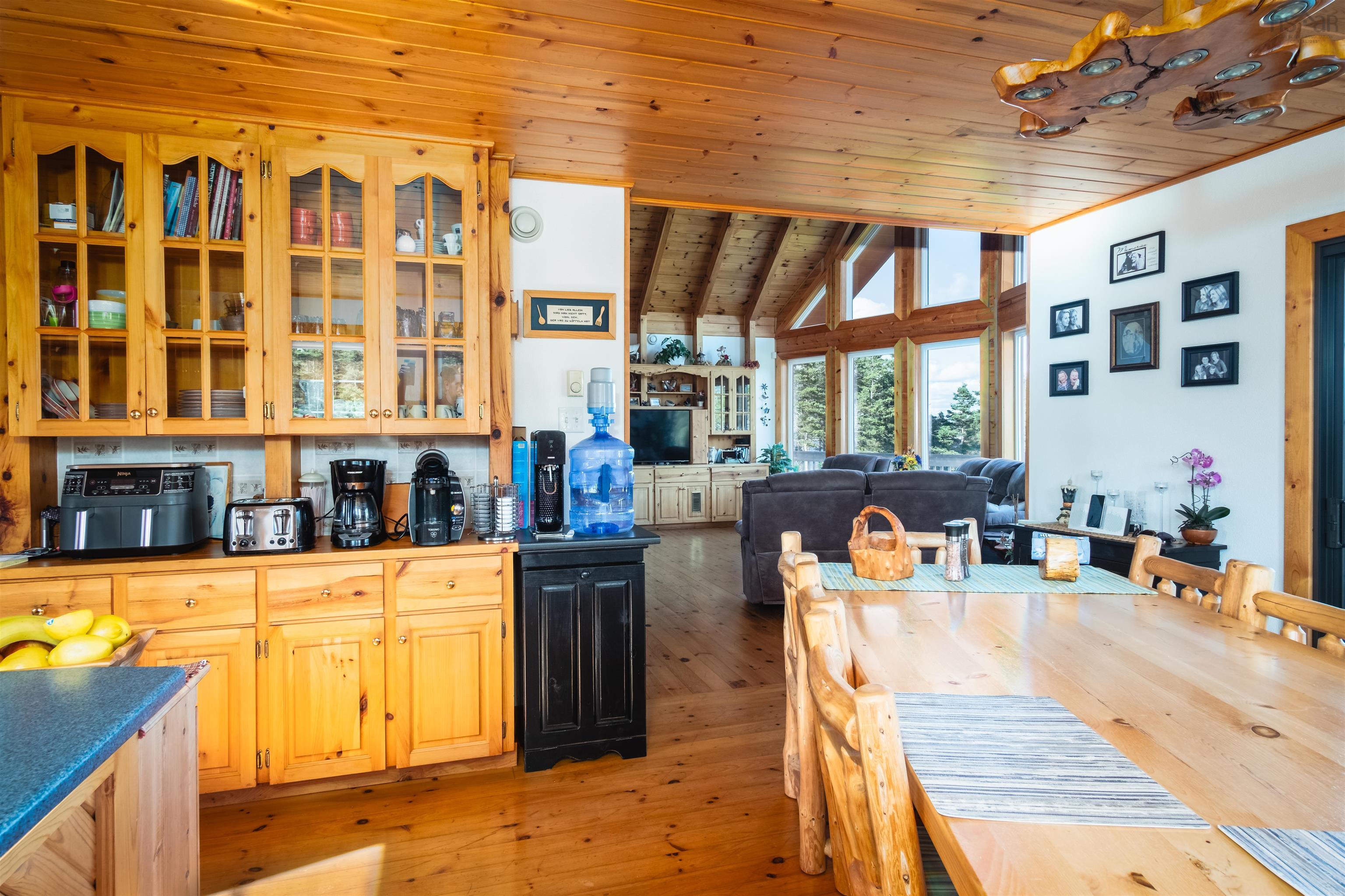 $850,000.00: 2932 Cape Gegogan Road, Goldenville