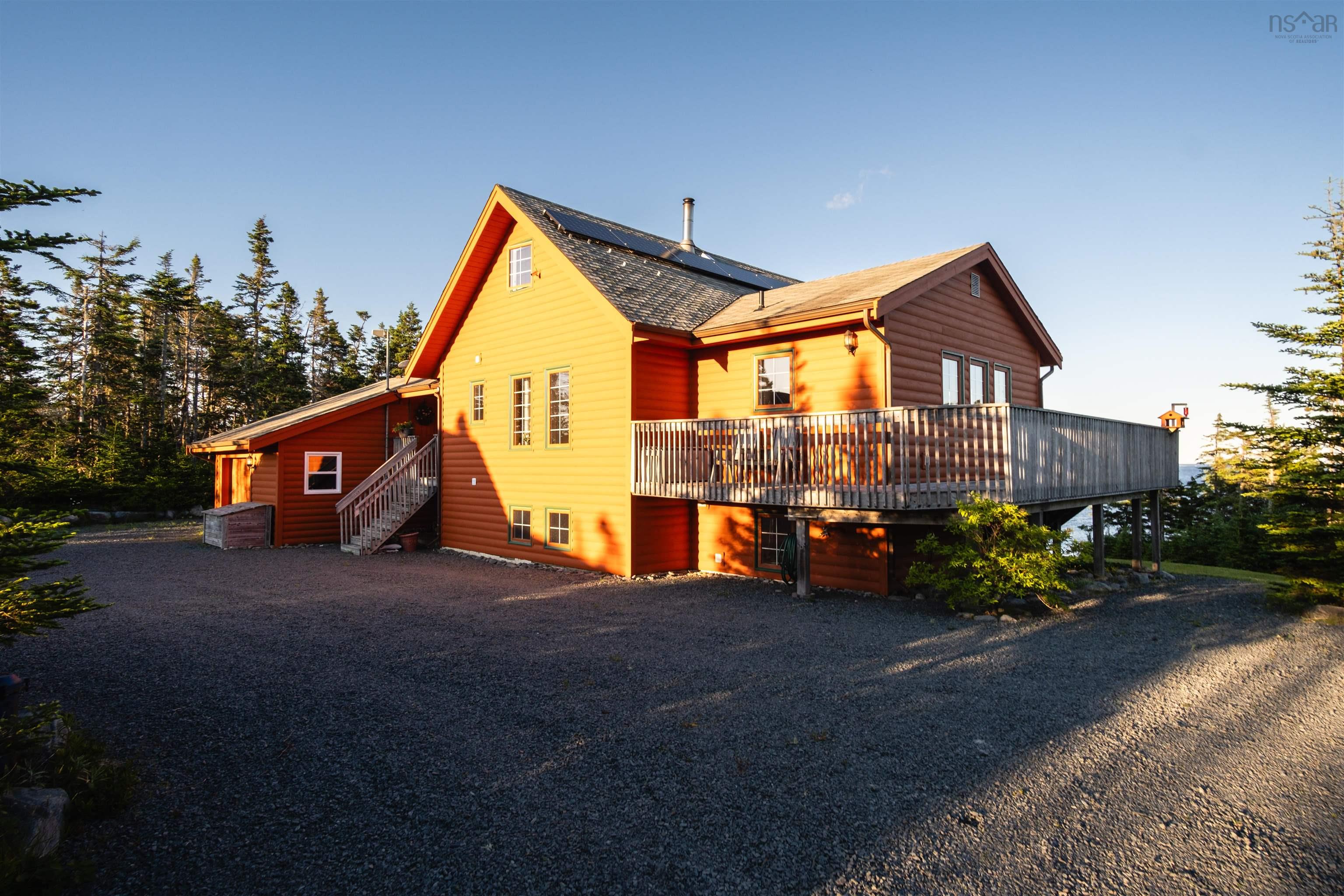 $850,000.00: 2932 Cape Gegogan Road, Goldenville