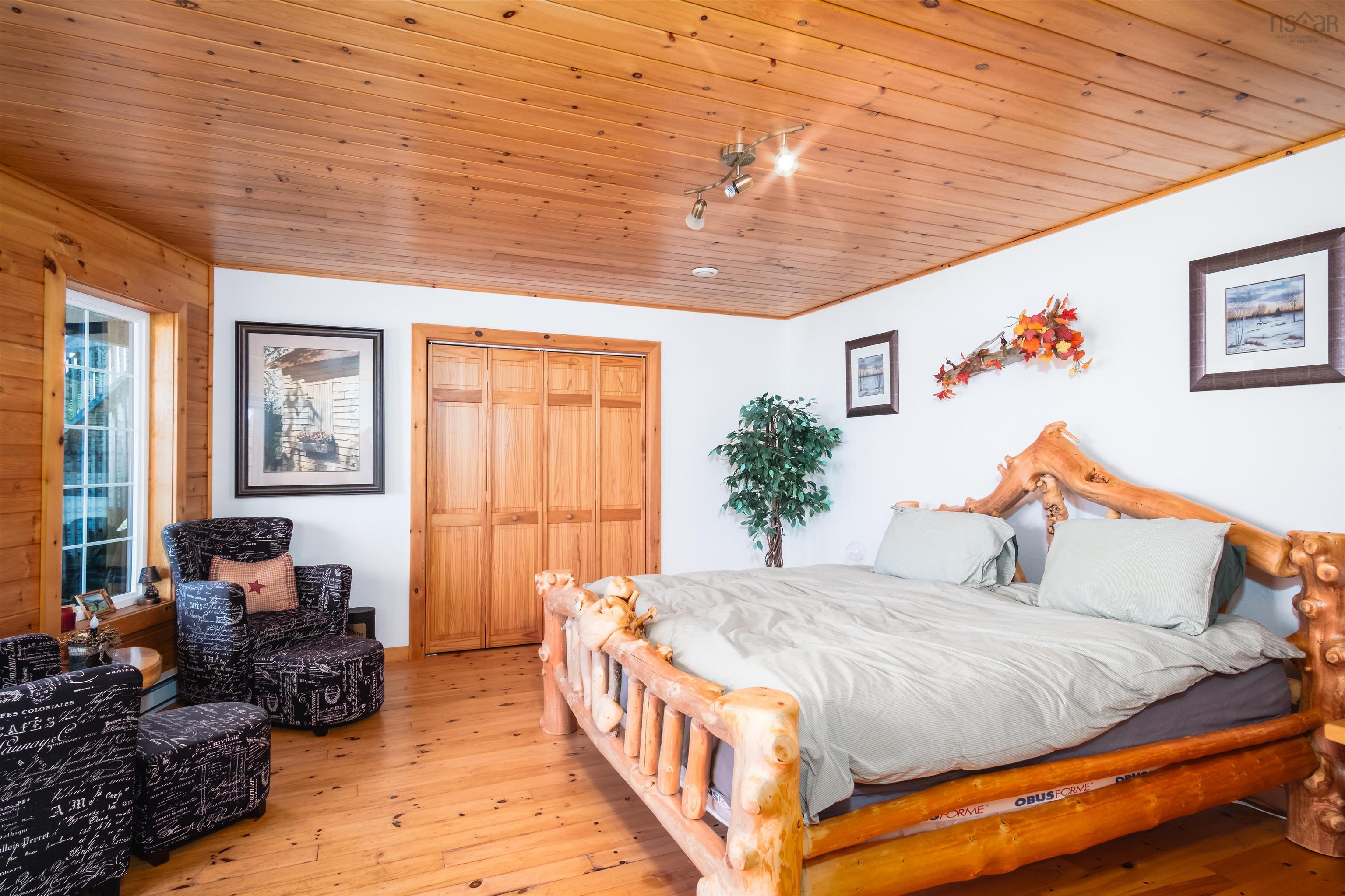 $850,000.00: 2932 Cape Gegogan Road, Goldenville