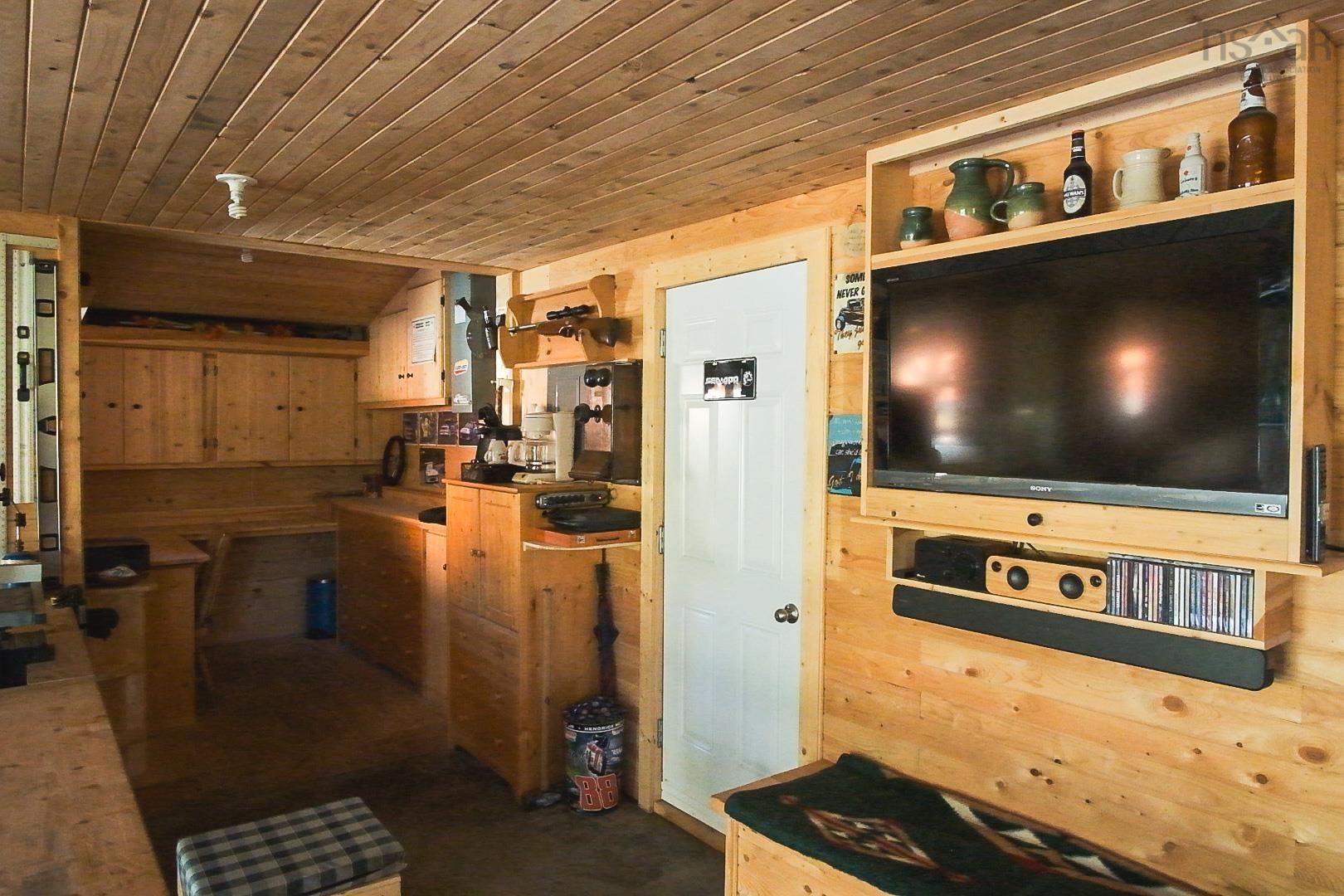 $850,000.00: 2932 Cape Gegogan Road, Goldenville