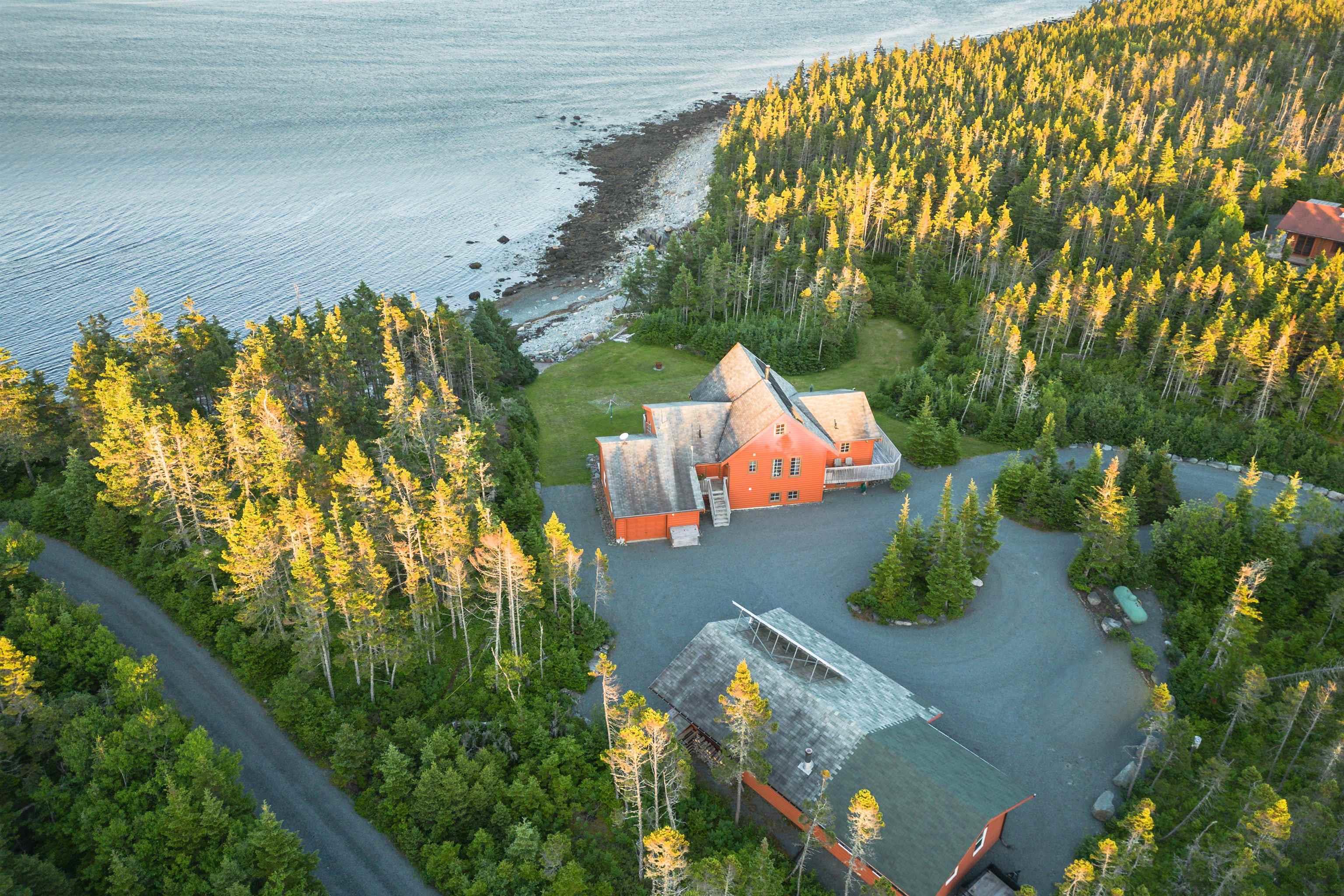 $850,000.00: 2932 Cape Gegogan Road, Goldenville