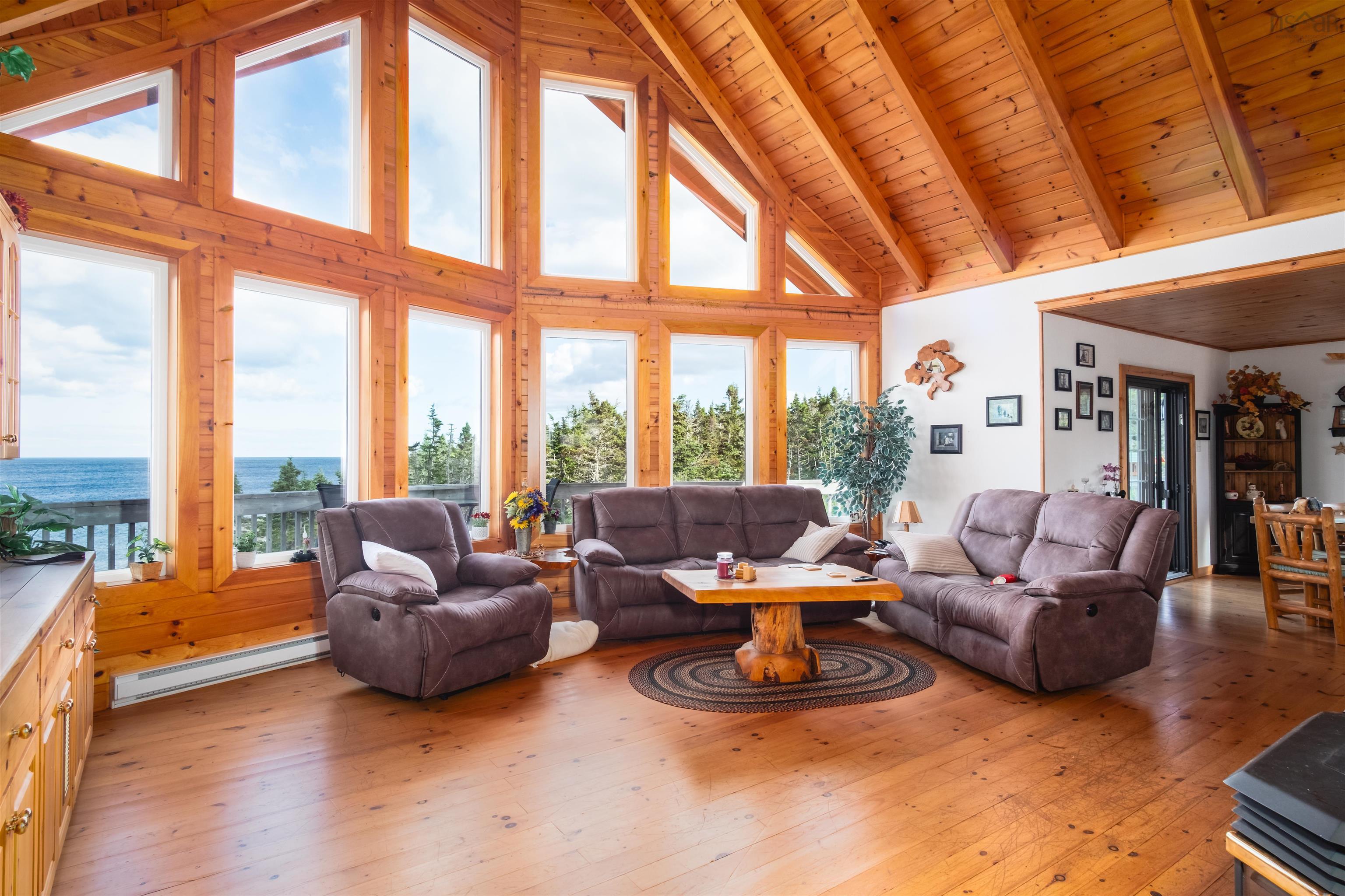 $850,000.00: 2932 Cape Gegogan Road, Goldenville