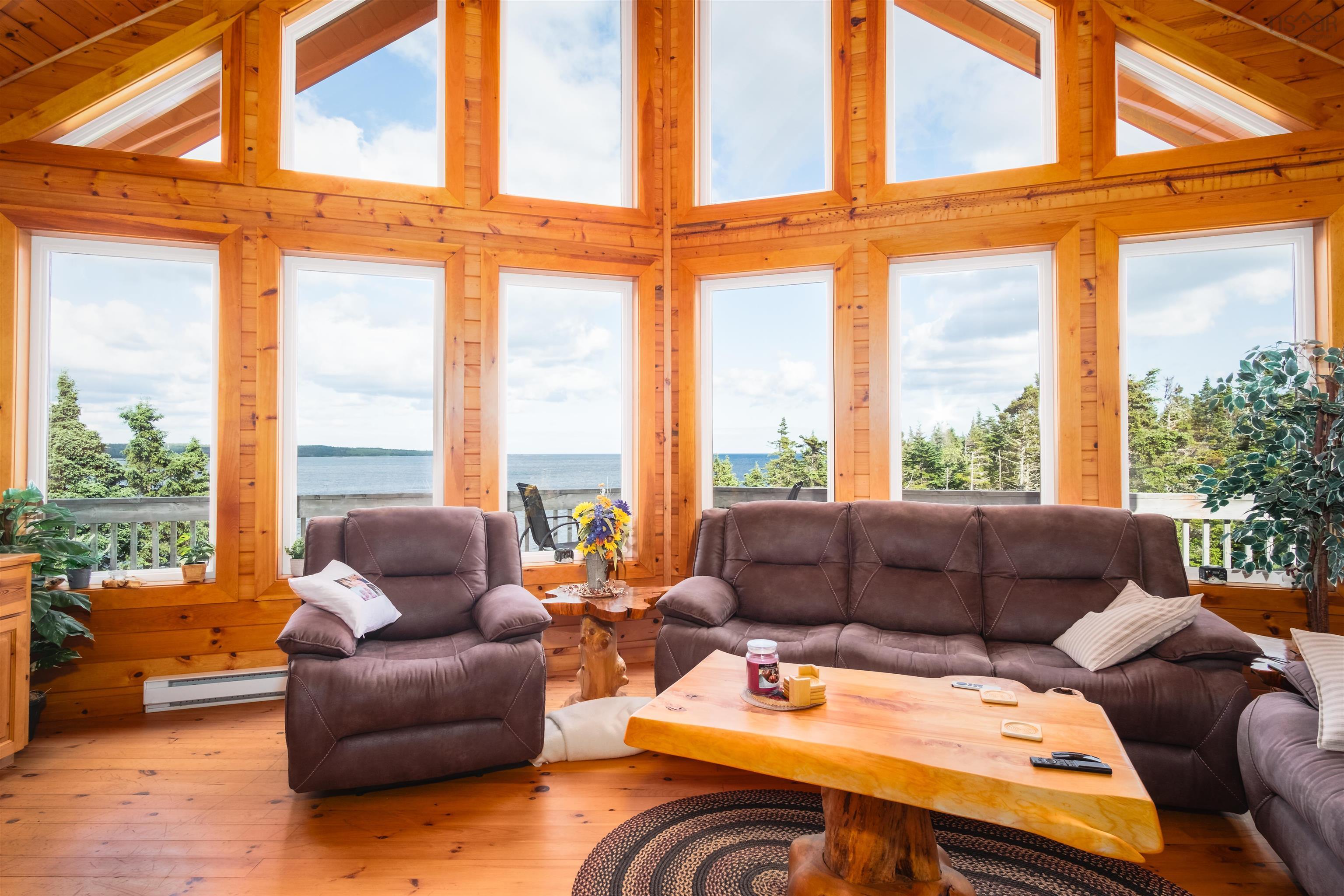 $850,000.00: 2932 Cape Gegogan Road, Goldenville