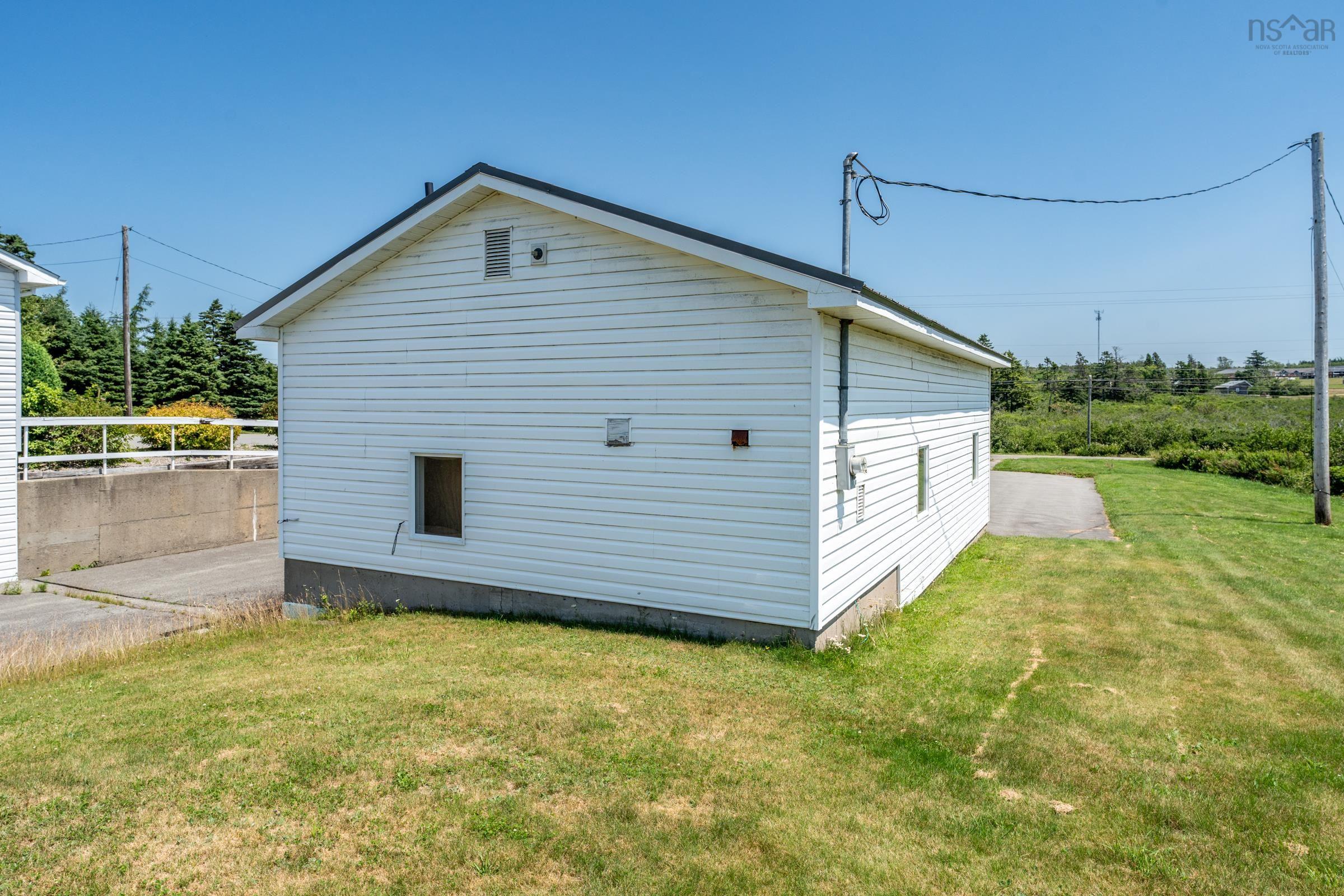 $399,000.00: 1551 Highway 1, Church Point