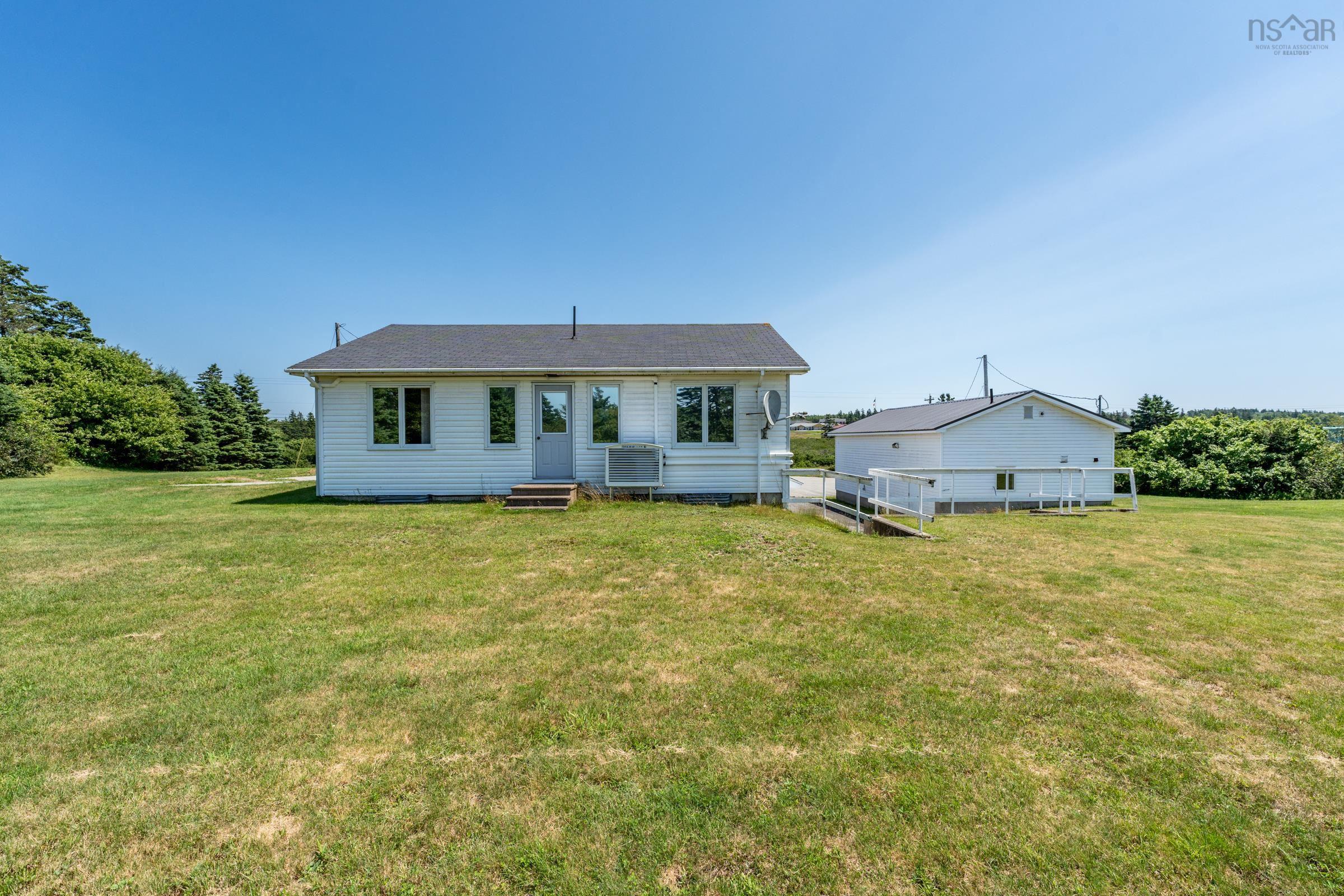 $399,000.00: 1551 Highway 1, Church Point