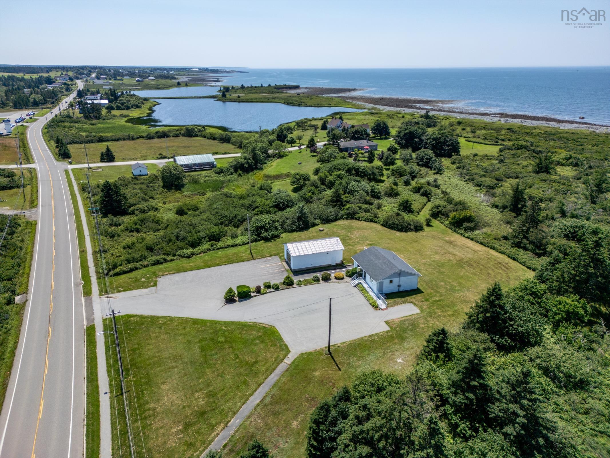 $399,000.00: 1551 Highway 1, Church Point