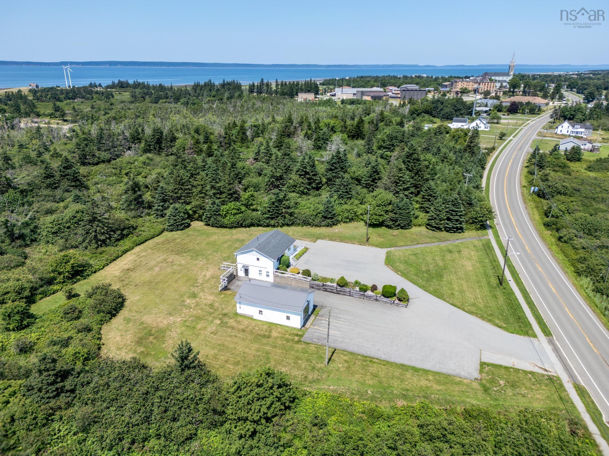 $399,000.00: 1551 Highway 1, Church Point