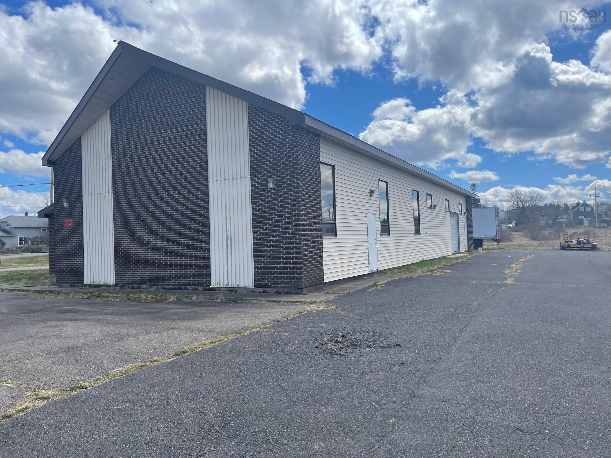 $659,000.00: 519 King Street Street, New Waterford