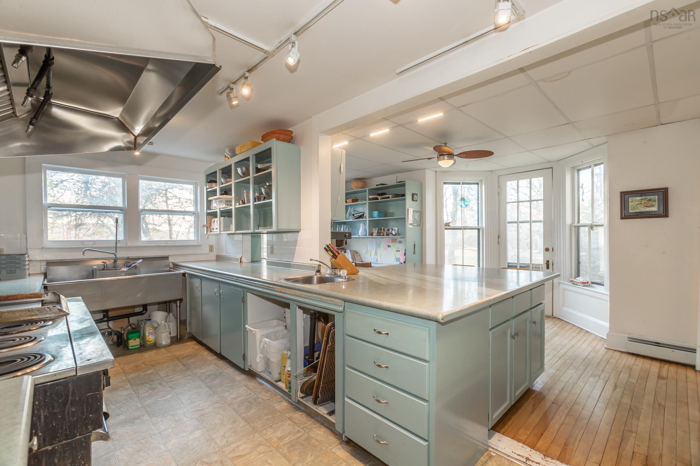 $1,375,000.00: 519 St George Street, Annapolis Royal