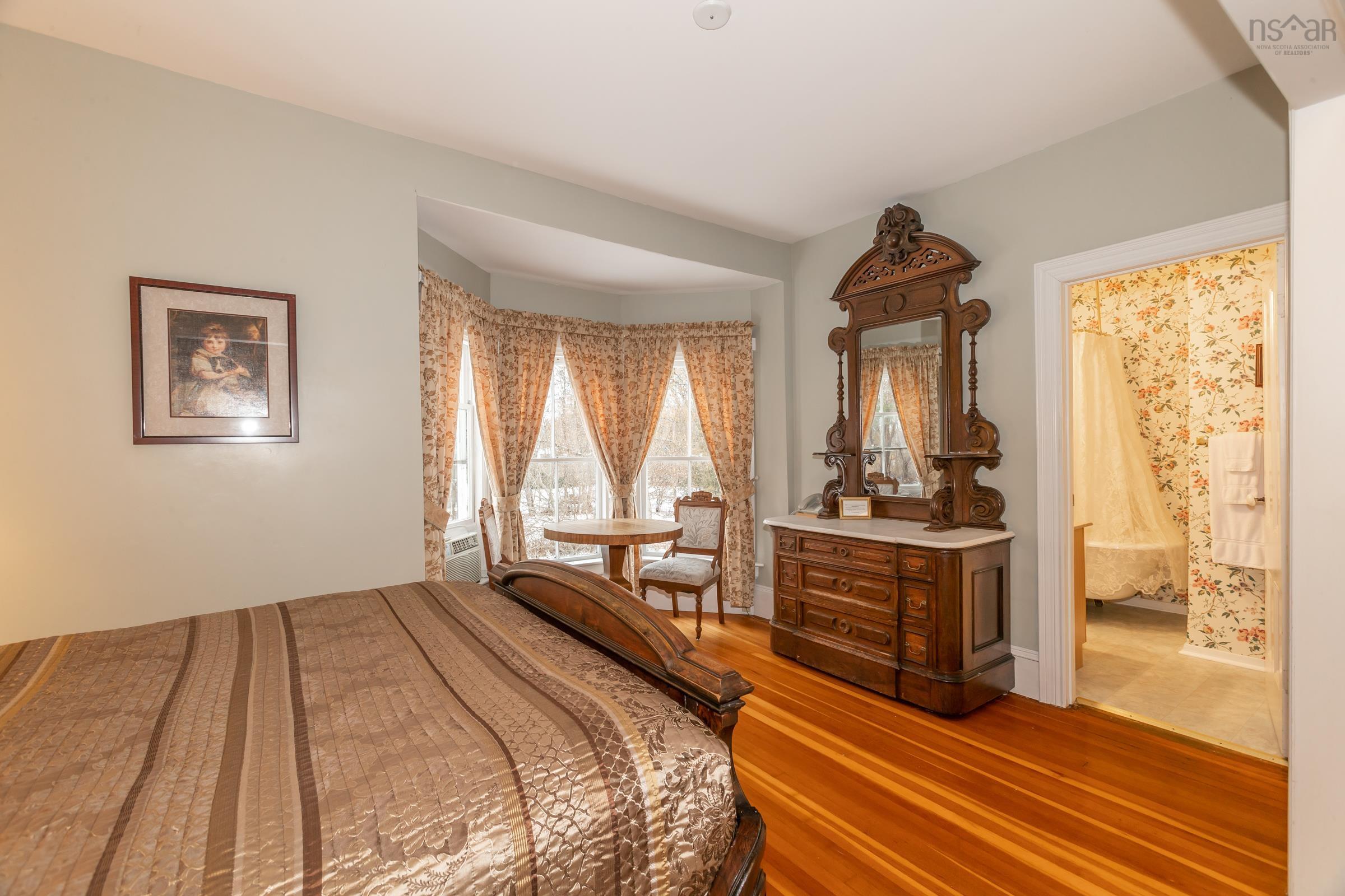 $1,375,000.00: 519 St George Street, Annapolis Royal