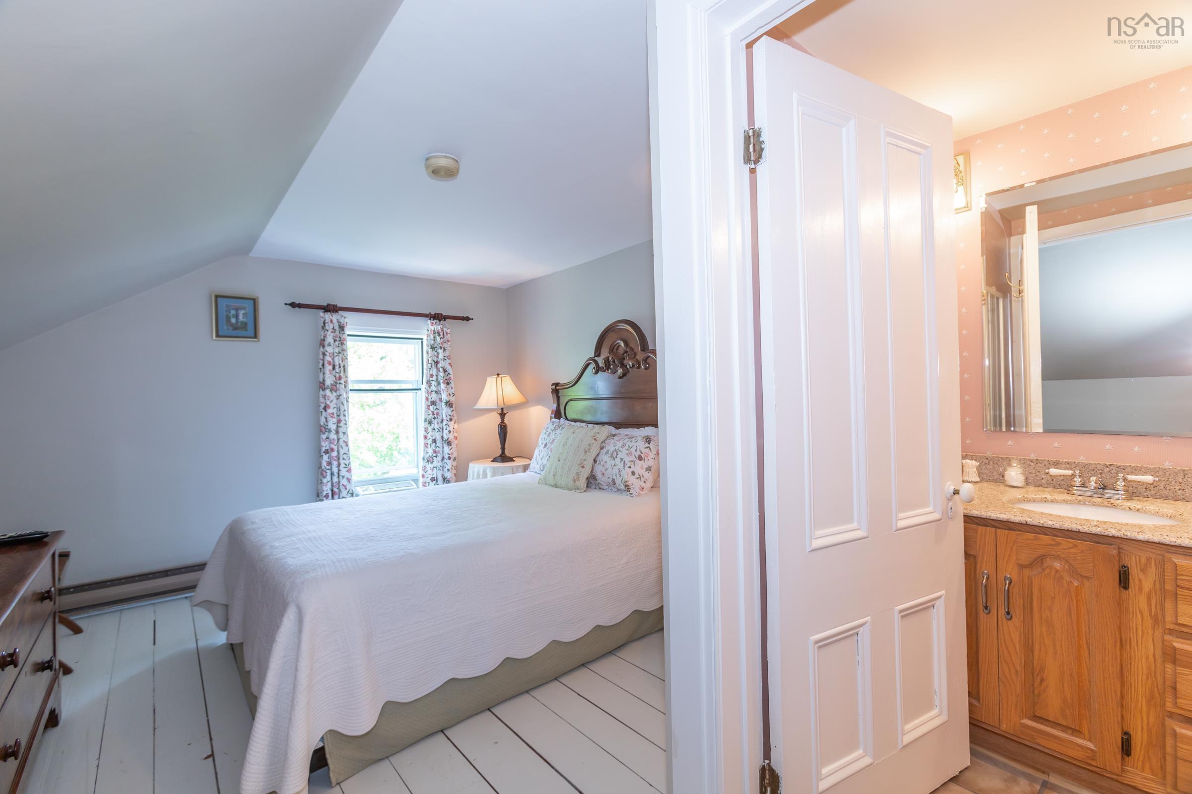 $1,375,000.00: 519 St George Street, Annapolis Royal