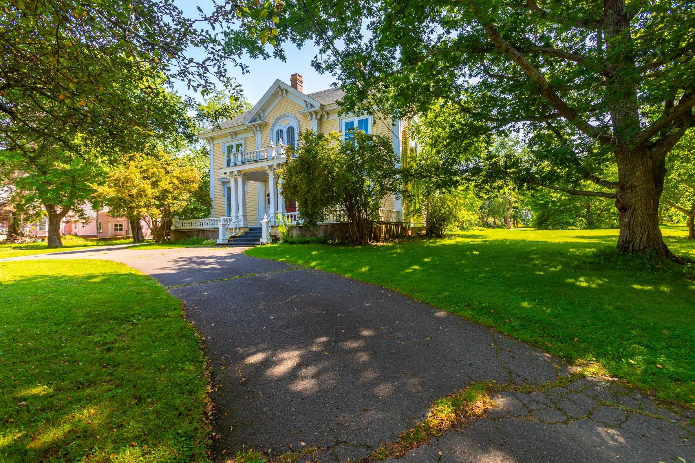 $1,375,000.00: 519 St George Street, Annapolis Royal