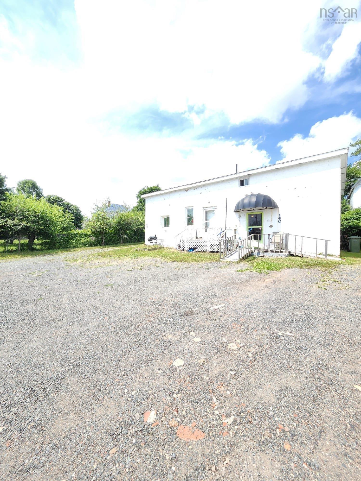 $179,900.00: 148 King Street, Stellarton