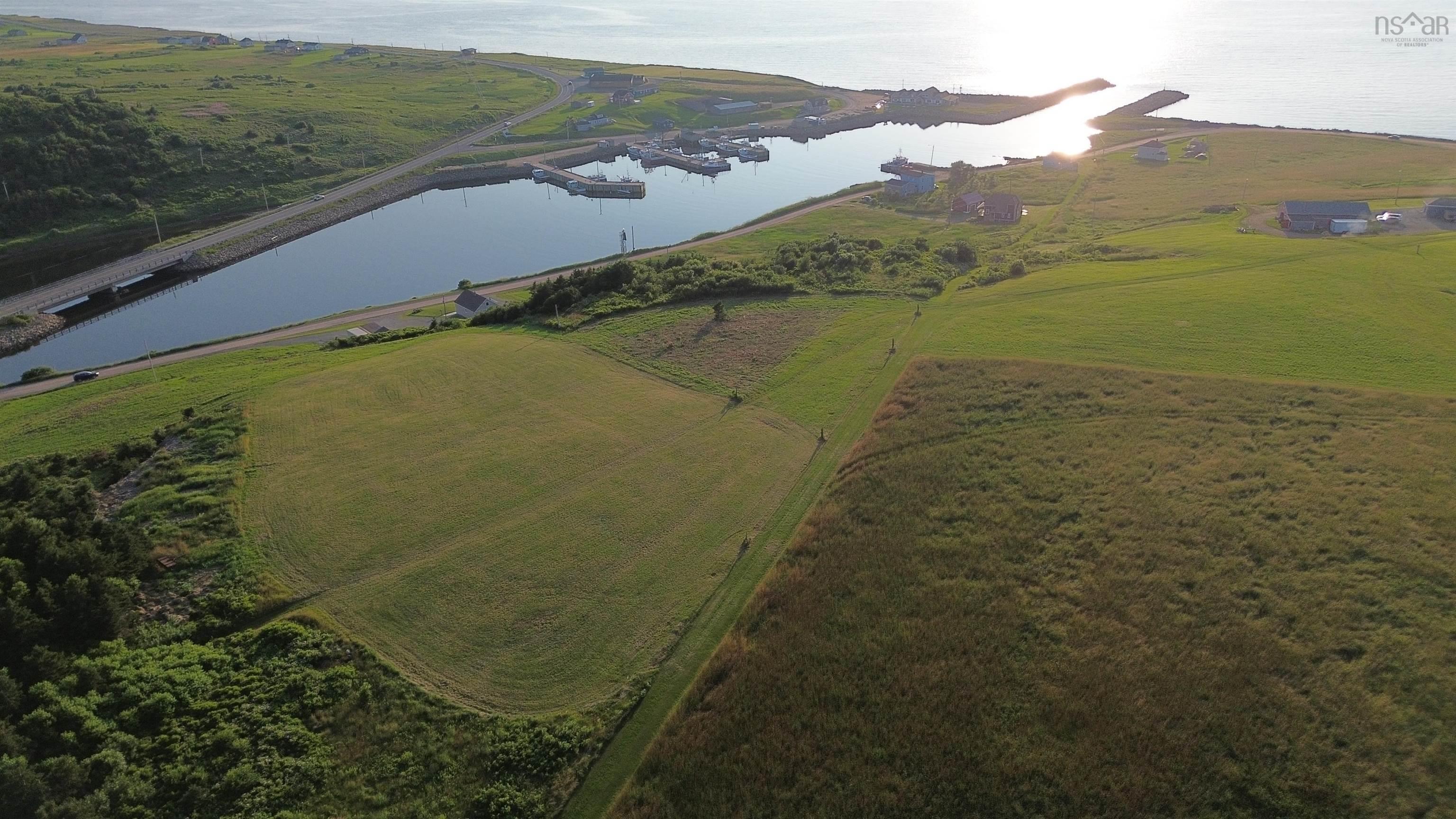 $99,900.00: Old Cabot Trail, Grand Étang