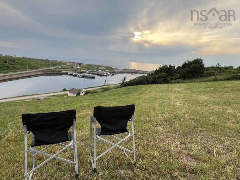$99,900.00: Old Cabot Trail, Grand Étang