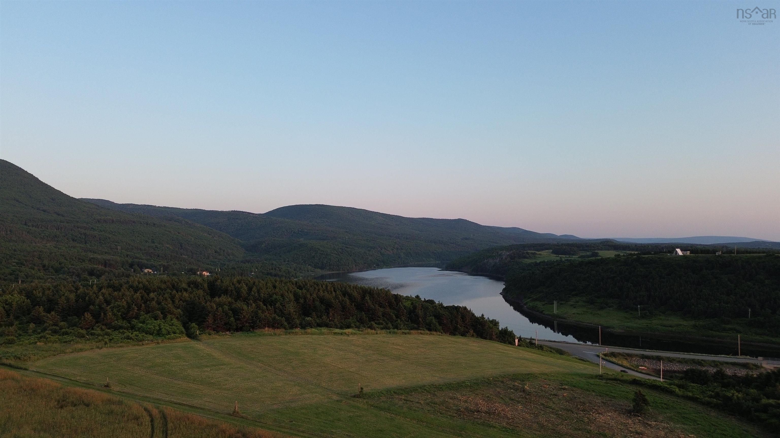 $99,900.00: Old Cabot Trail, Grand Étang