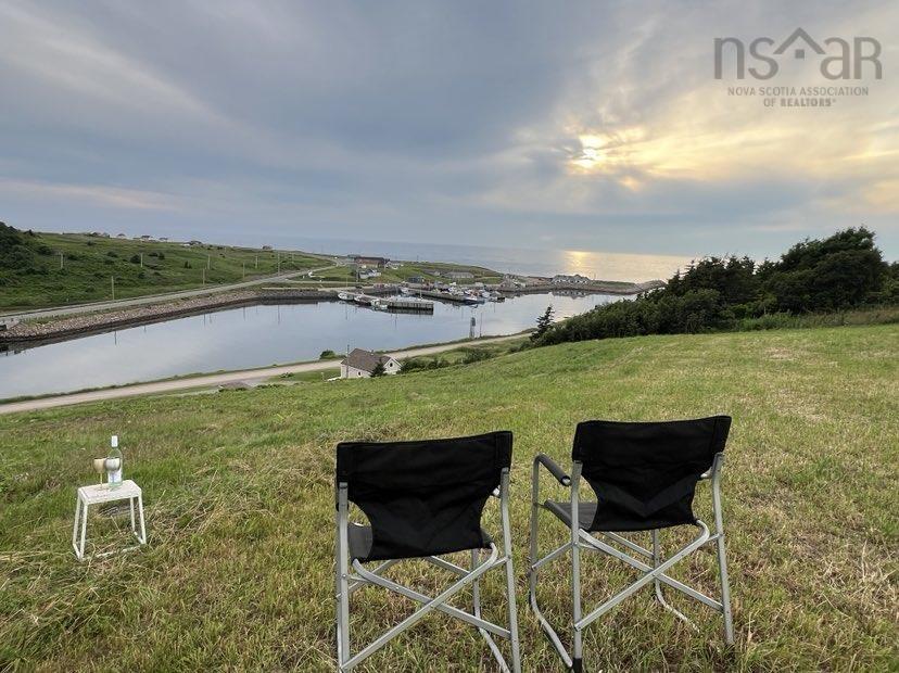 $99,900.00: Old Cabot Trail, Grand Étang
