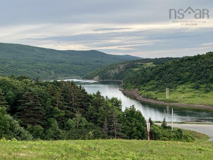 $99,900.00: Old Cabot Trail, Grand Étang