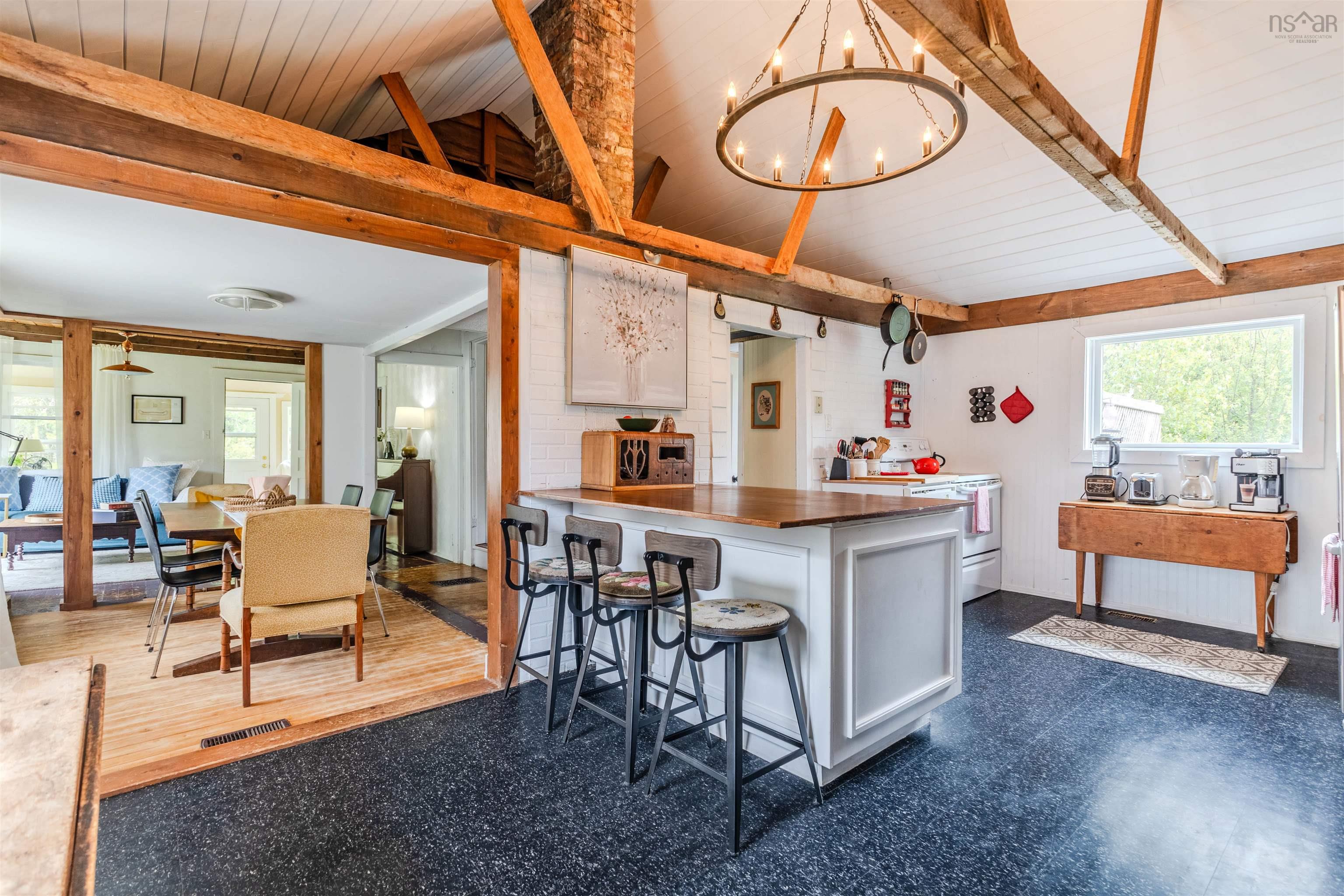 $305,000.00: 540 Hwy 246, Wentworth