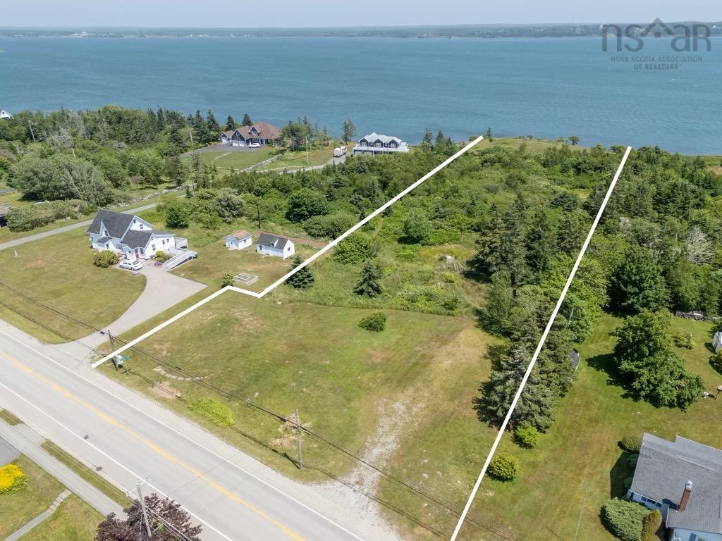 $95,000.00: 335 Highway, Middle West Pubnico