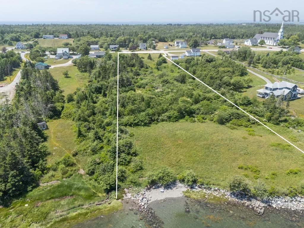 $95,000.00: 335 Highway, Middle West Pubnico