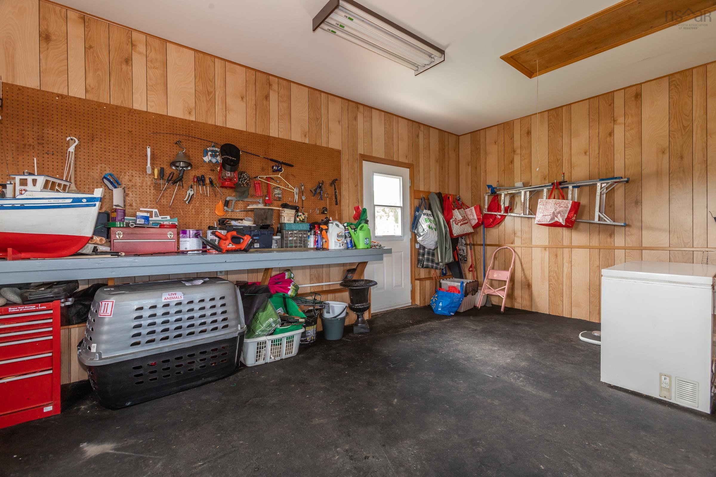 $550,000.00: 5234 Shore Road, Parkers Cove
