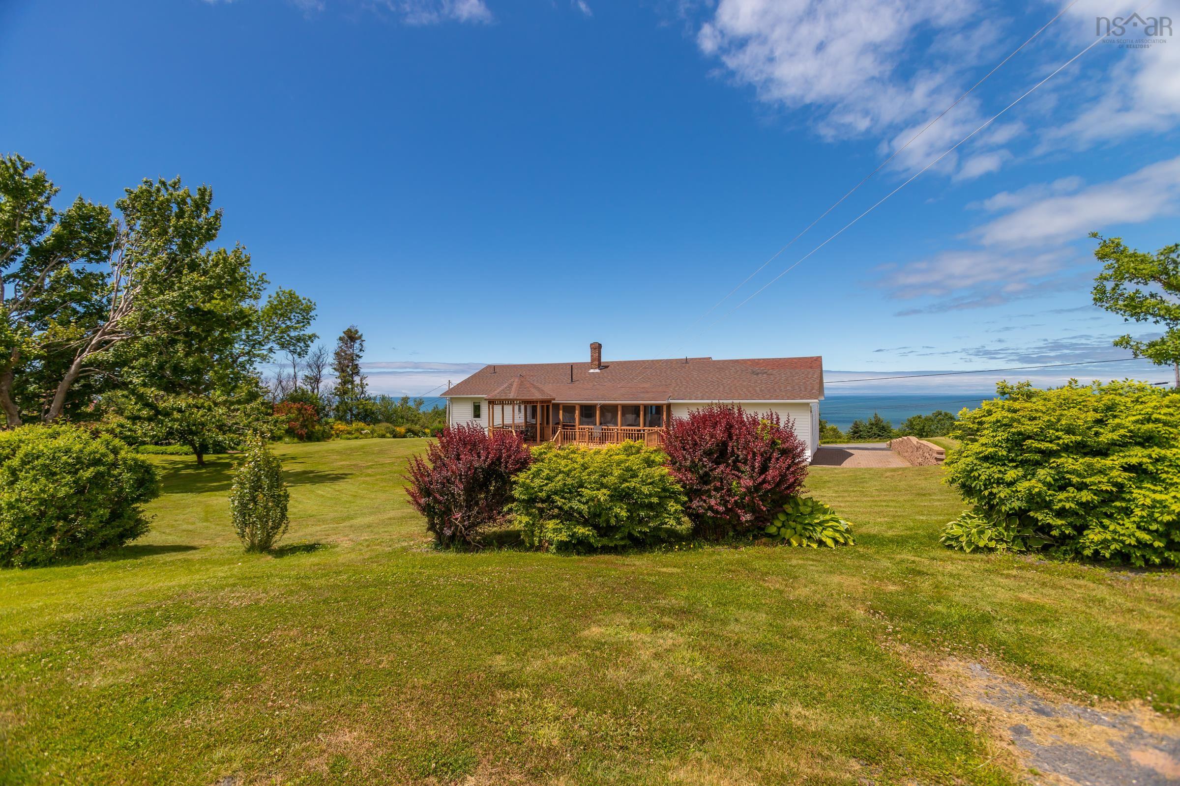 $550,000.00: 5234 Shore Road, Parkers Cove