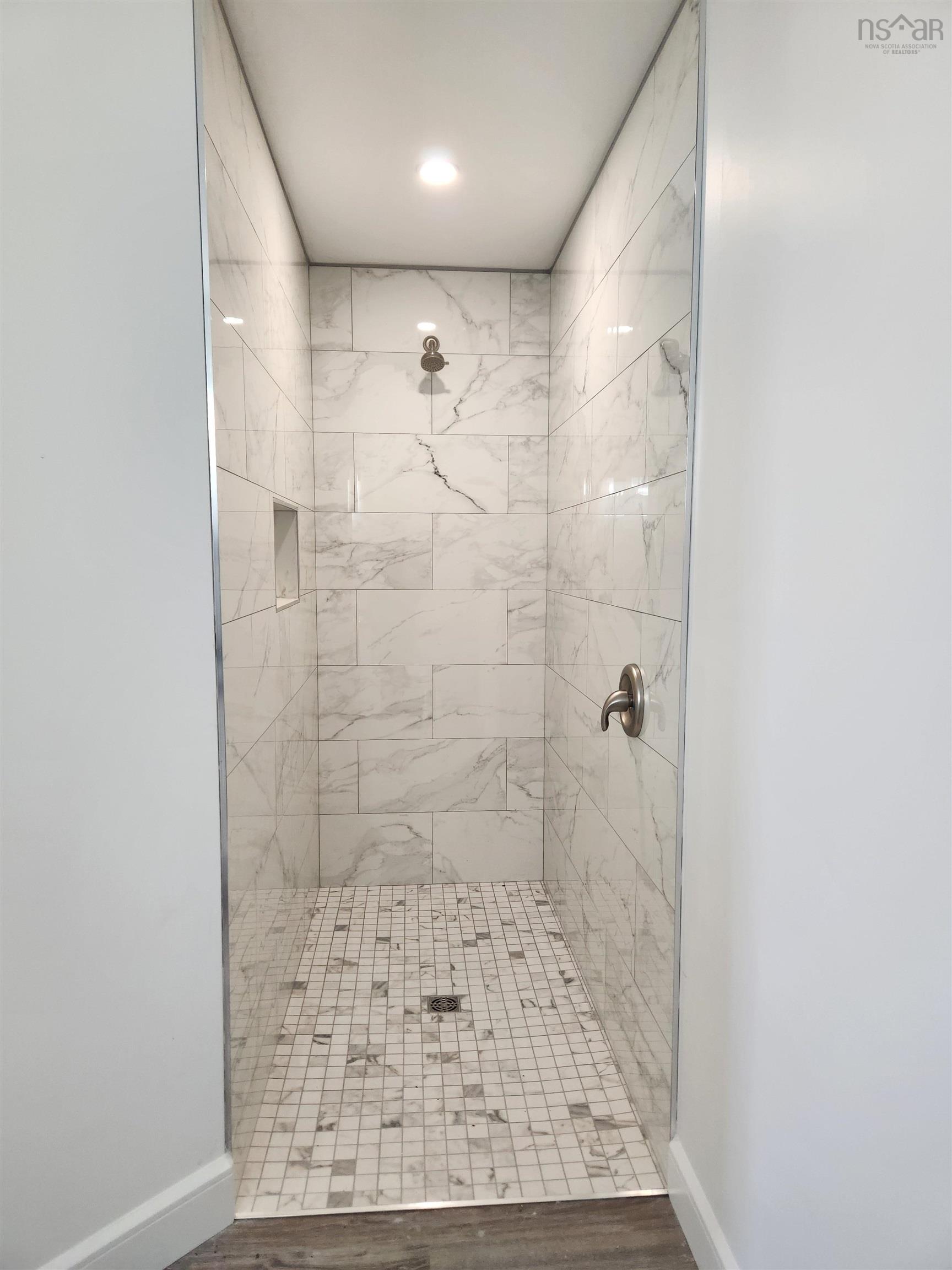 $489,900.00: 12 Abbey Road, Garlands Crossing