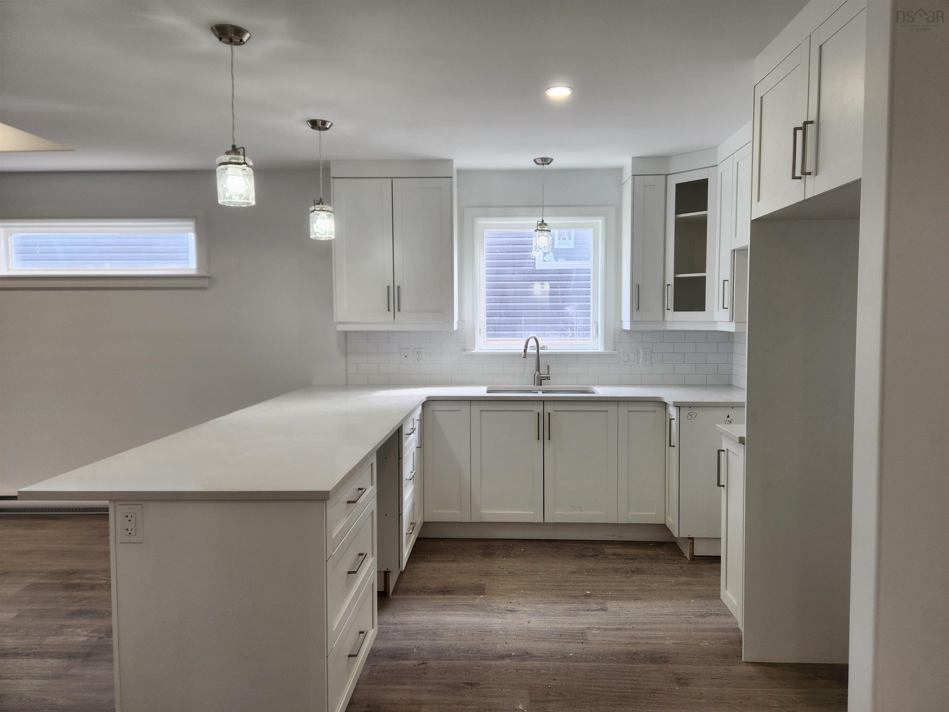 $489,900.00: 12 Abbey Road, Garlands Crossing