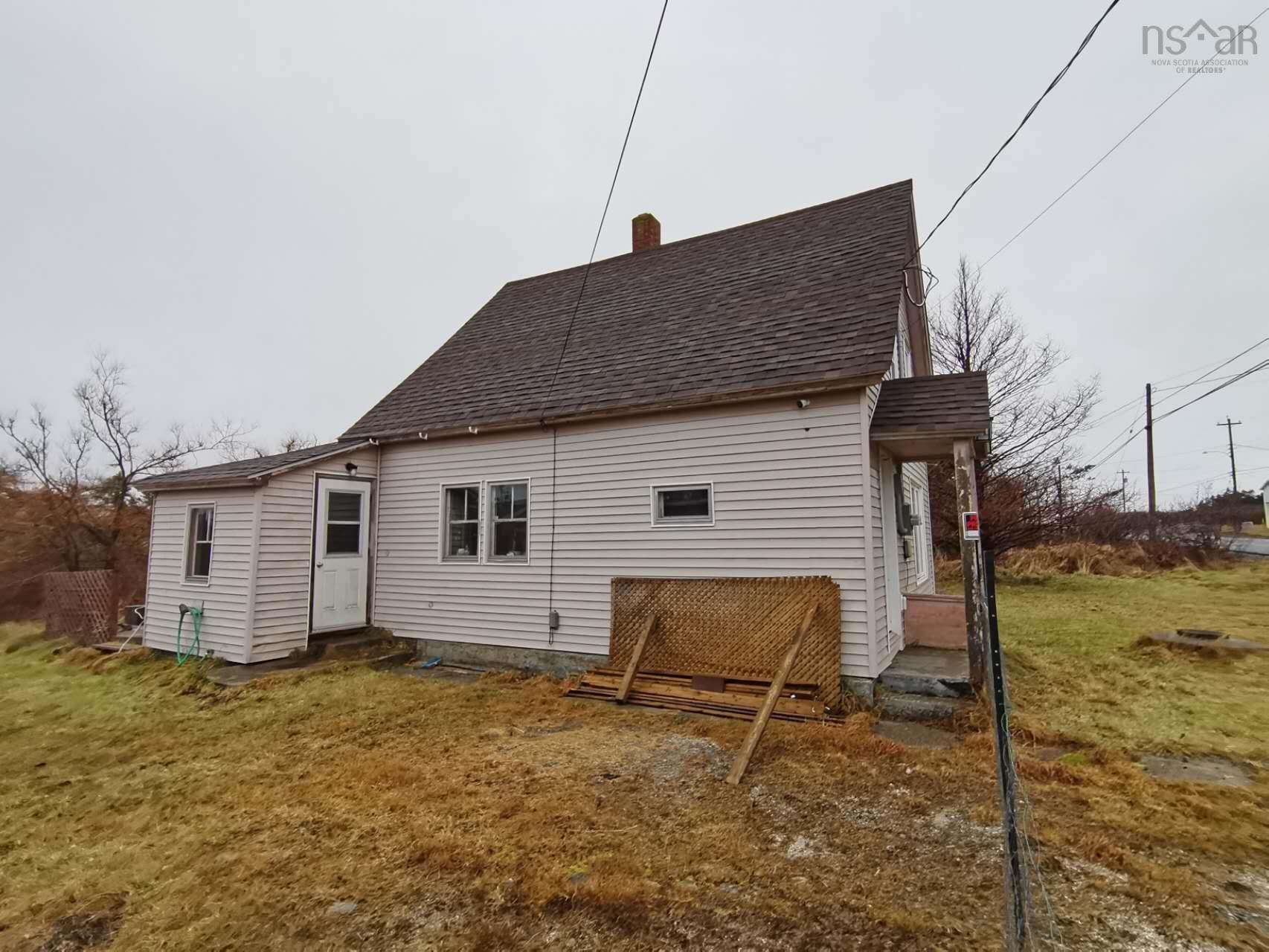 $75,000.00: 5877 HIGHWAY 3 Highway, Shag Harbour
