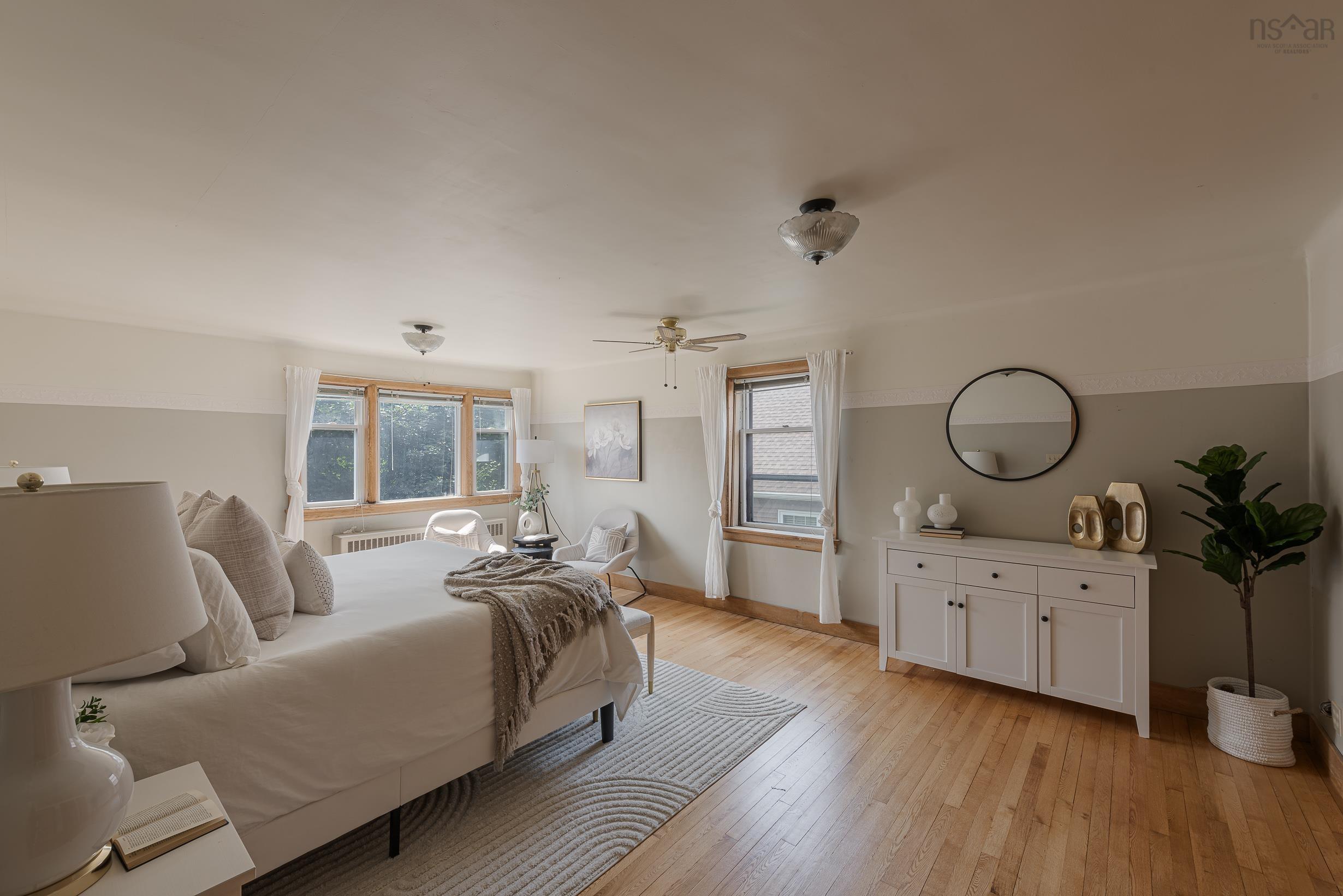 $699,900.00: 196 Crichton Avenue, Dartmouth