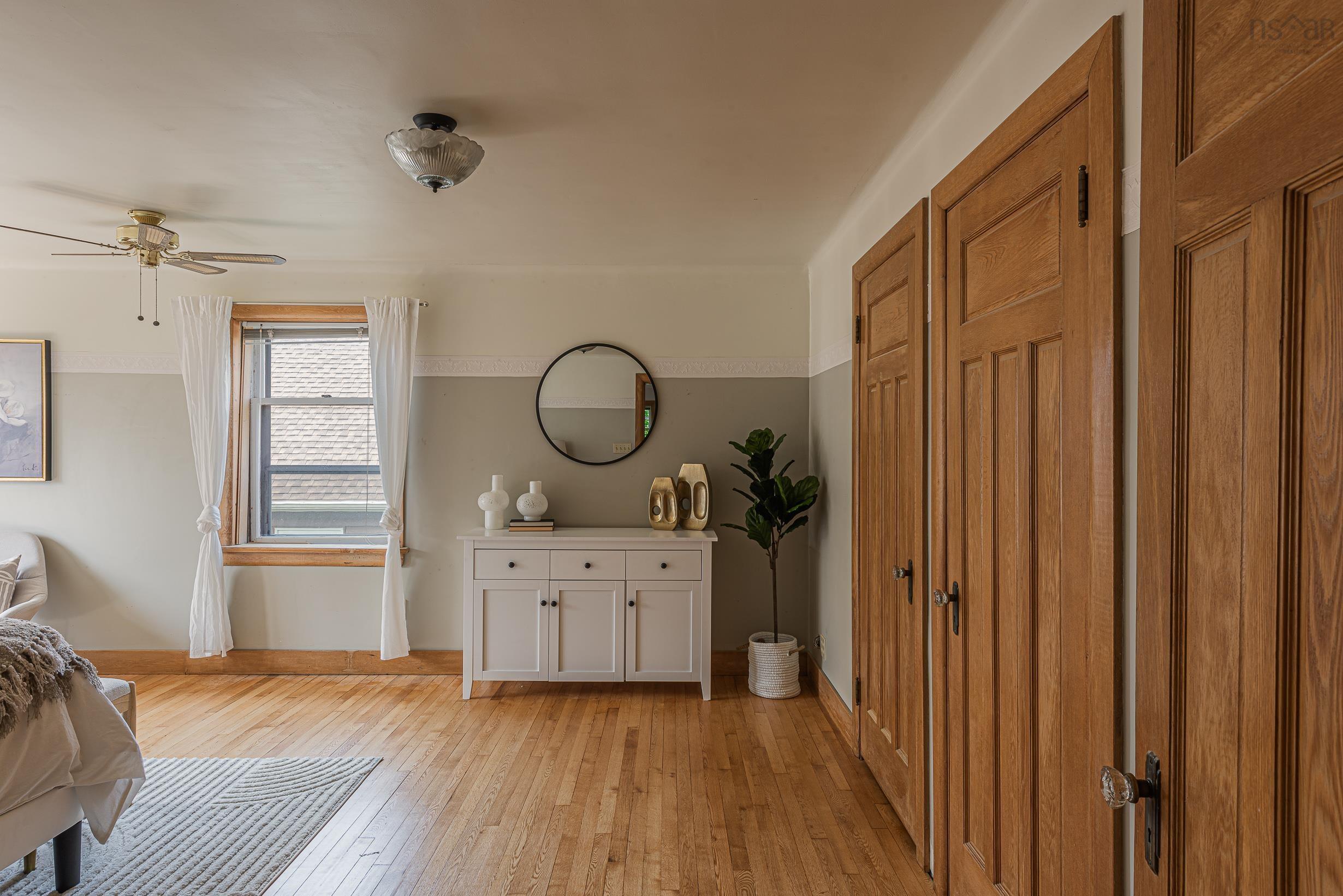 $699,900.00: 196 Crichton Avenue, Dartmouth