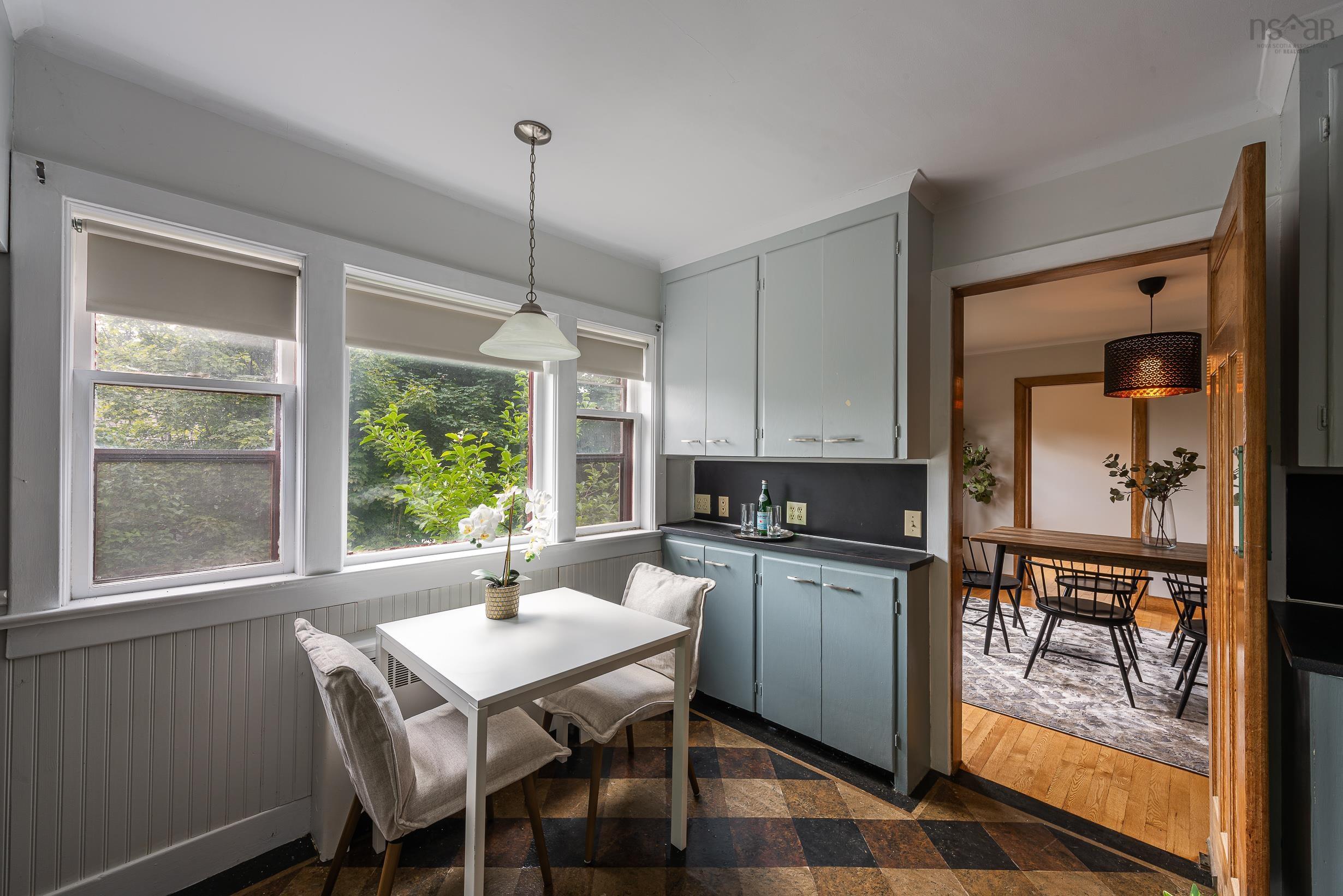 $699,900.00: 196 Crichton Avenue, Dartmouth