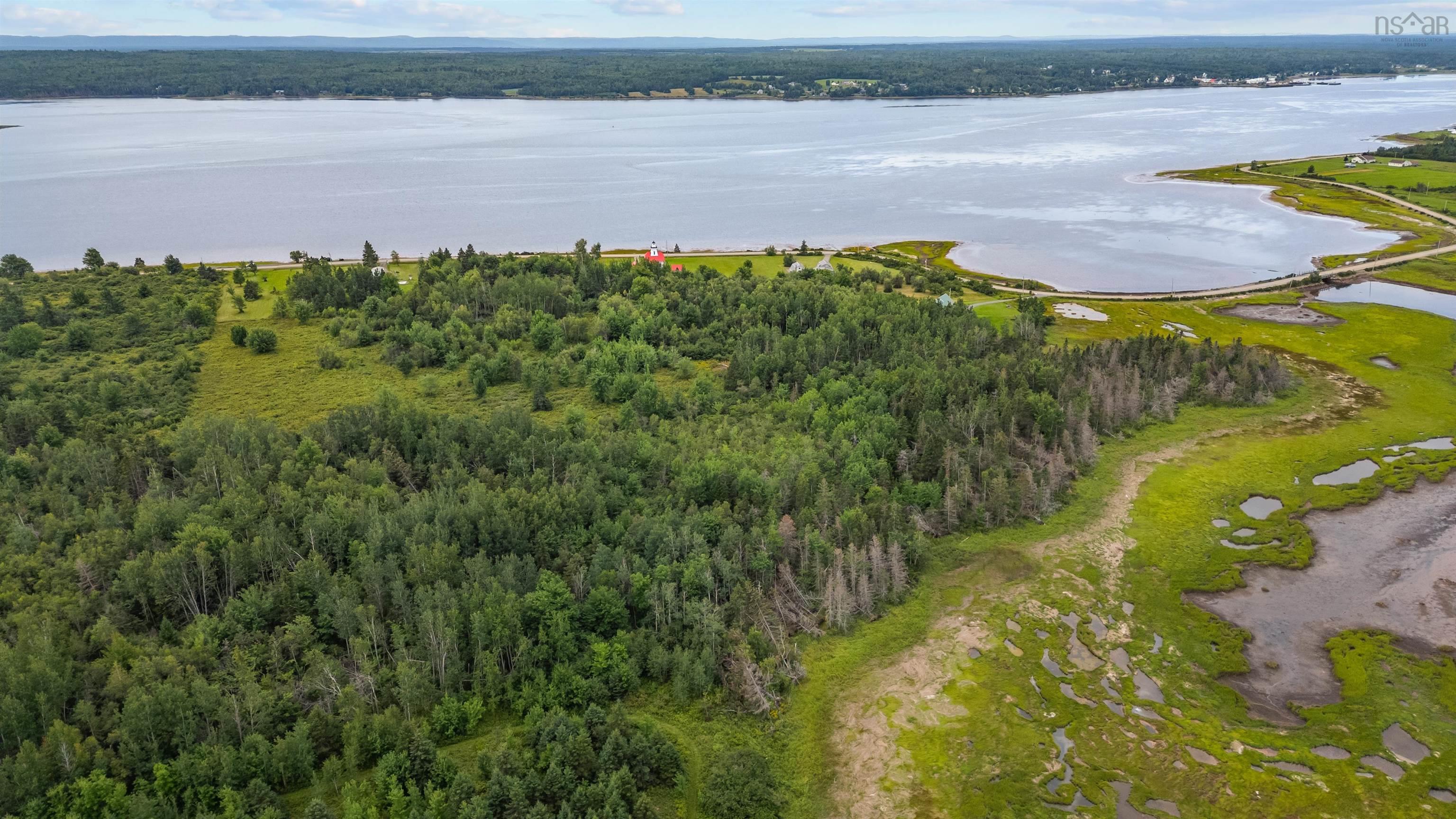 $189,900.00: North Wallace Road, Wallace