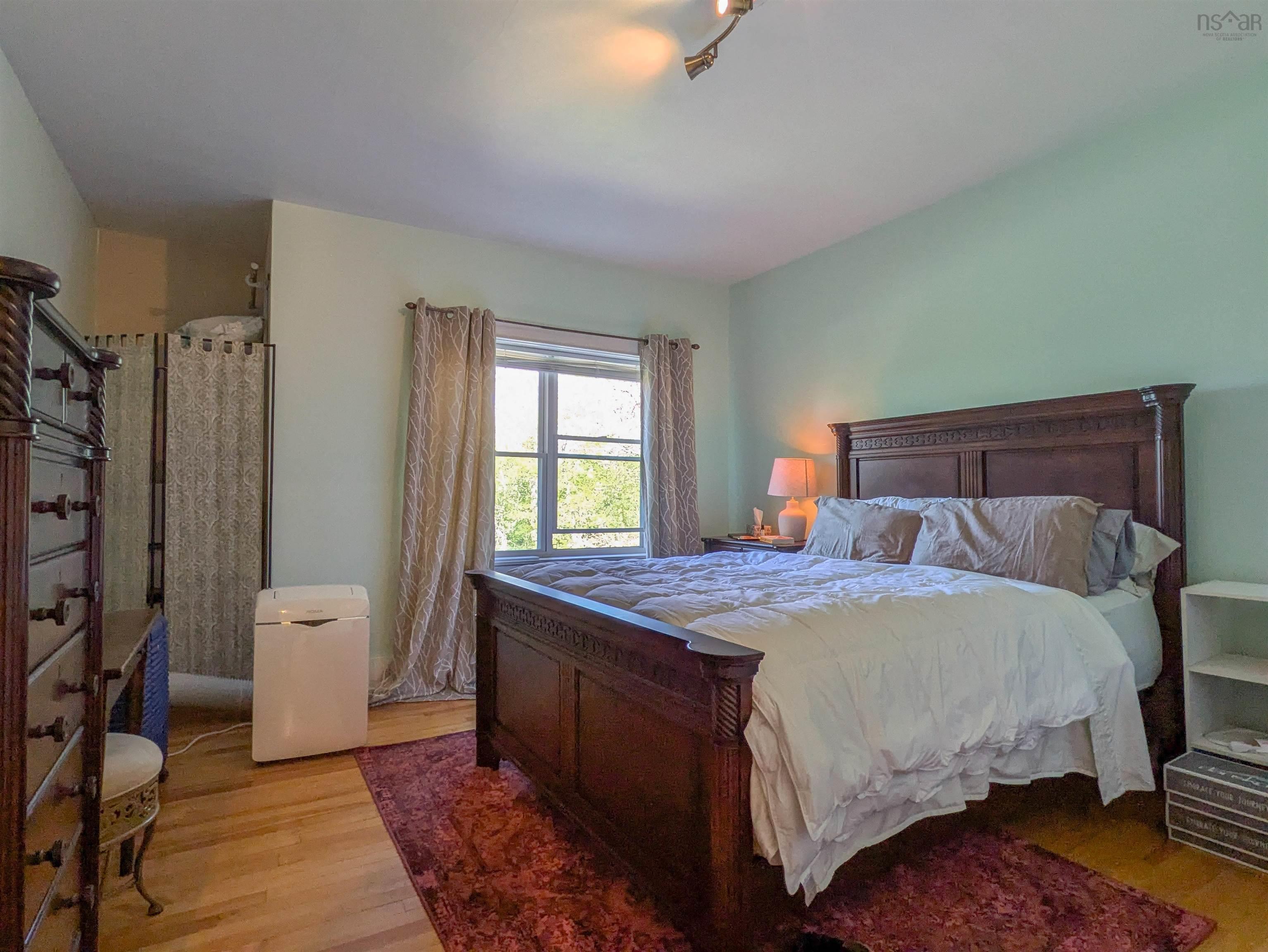 $740,000.00: 789-791 Saint George Street, Annapolis Royal