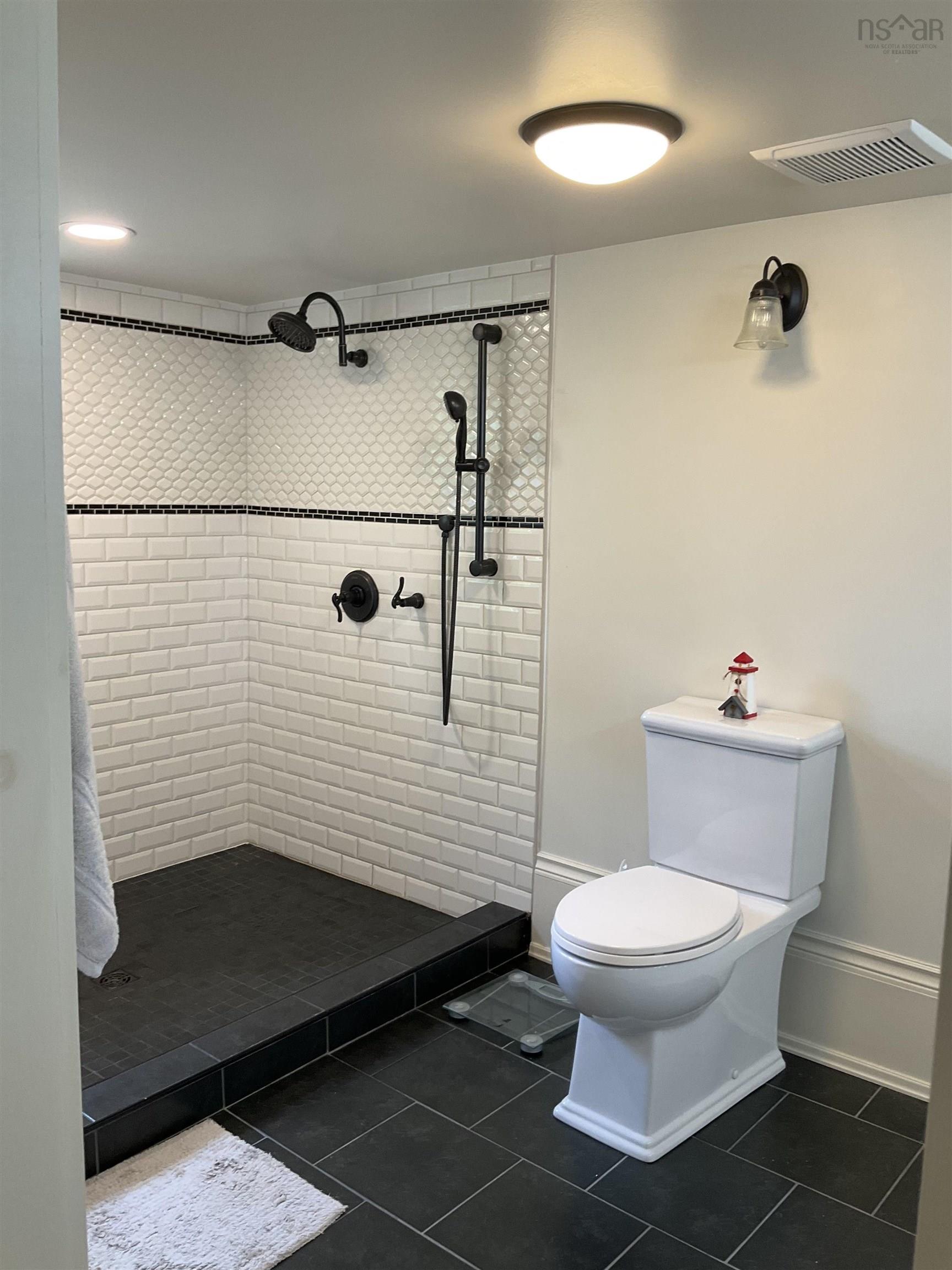 $649,900.00: 382 Main Street, Liverpool